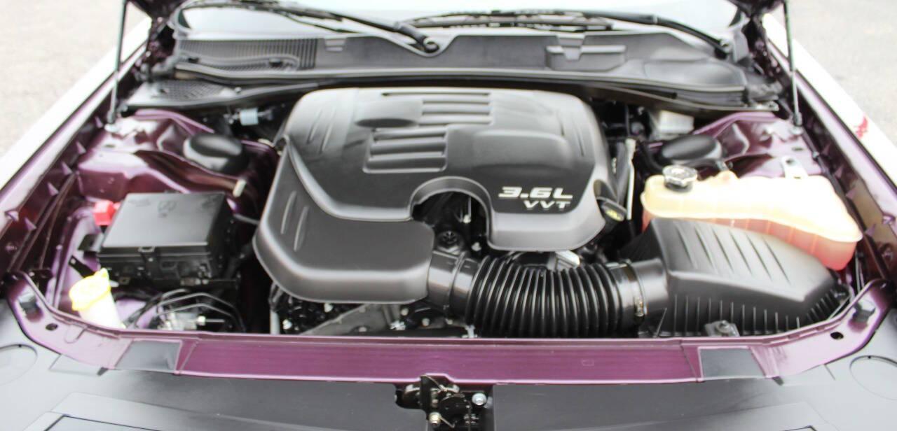 2020 Purple Dodge Challenger SXT (2C3CDZAG8LH) with an 3.6L V6 3.6L V6 engine, Automatic 8-Speed transmission, located at 4301 NW 39th , Oklahoma City, OK, 73112, (405) 949-5600, 35.512135, -97.598671 - NO DRIVERS LICENCE -NO FULL COVERAGE INSURANCE - NO CREDIT CHECK. COME ON OVER TO SUPERSPORTS, TAKE A LOOK AND TEST DRIVE. PLEASE GIVE US A CALL AT (405) 949-5600. NO LICENCIA DE CONDUCIR - NO SEGURO DE COBERTURA TOTAL - NO VERIFICACION DE CREDITO. VISITENOS EN SUPERSPORTS, MIRE NUESTRO - Photo#7