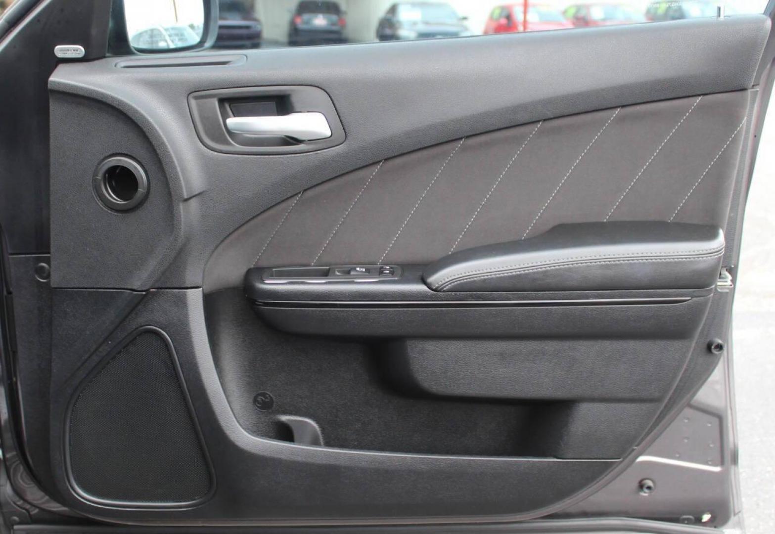 2020 Gray Dodge Charger GT AWD (2C3CDXHG7LH) with an 3.6L V6 DOHC 24V engine, 8A transmission, located at 4301 NW 39th , Oklahoma City, OK, 73112, (405) 949-5600, 35.512135, -97.598671 - Photo#9