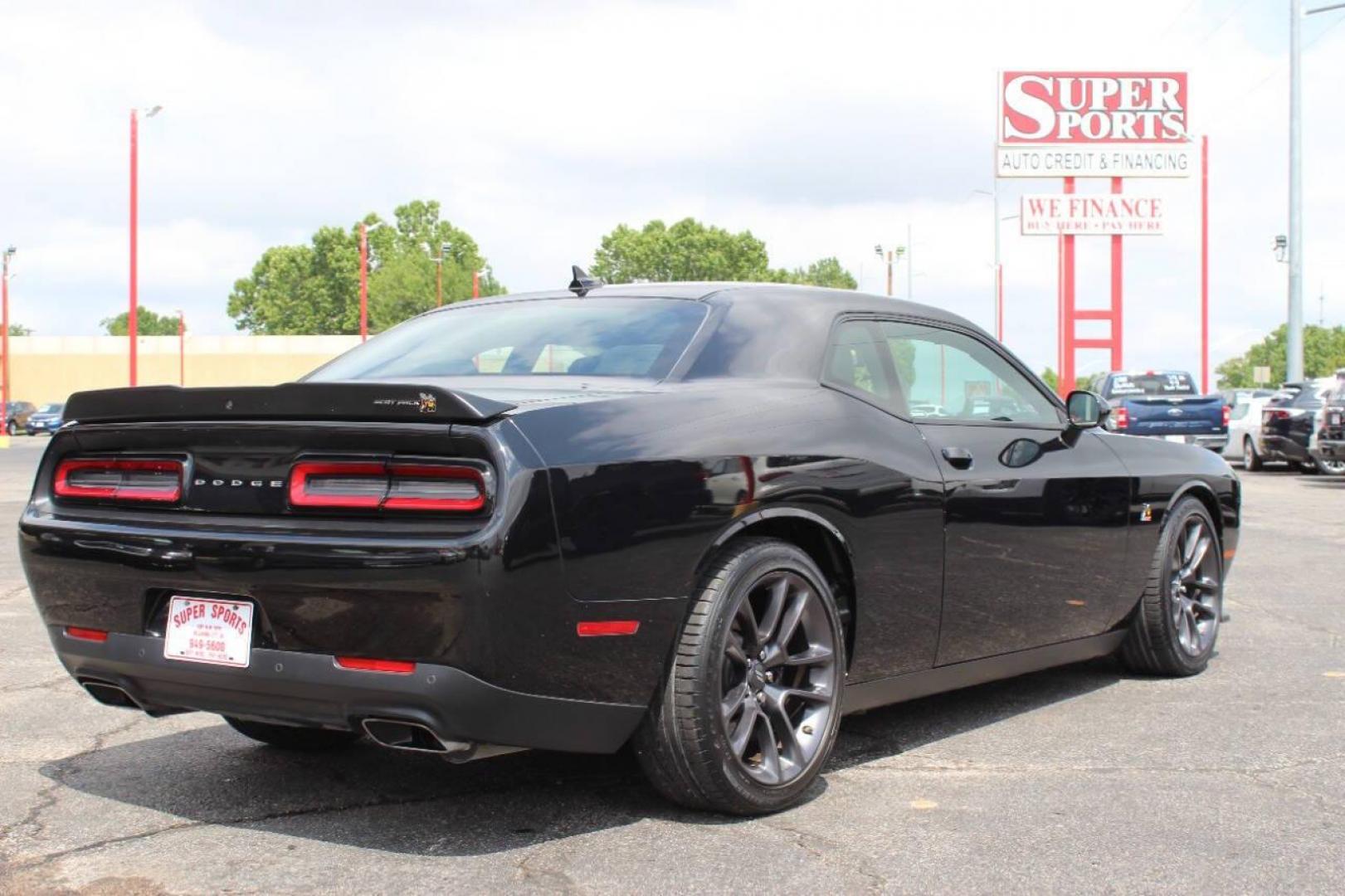 2021 Black Dodge Challenger R/T Scat Pack (2C3CDZFJ8MH) with an 6.2L V8 OHV 16V engine, 6A transmission, located at 4301 NW 39th , Oklahoma City, OK, 73112, (405) 949-5600, 35.512135, -97.598671 - Photo#3