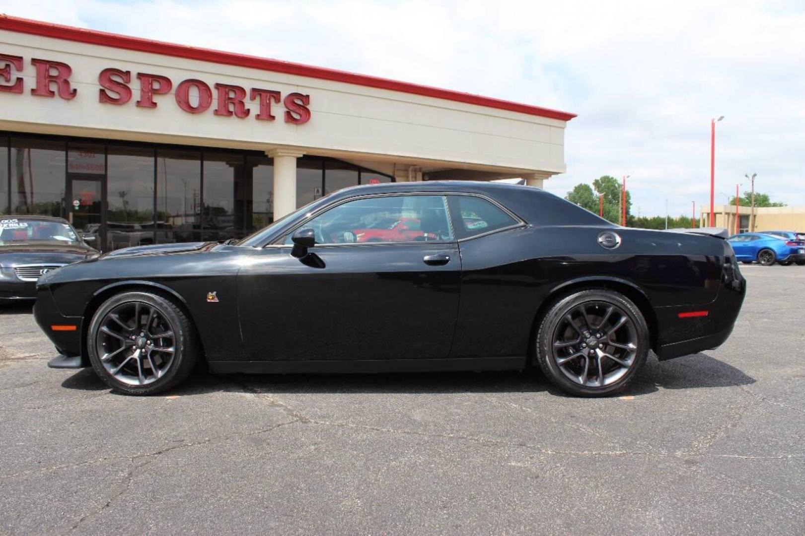 2021 Black Dodge Challenger R/T Scat Pack (2C3CDZFJ8MH) with an 6.2L V8 OHV 16V engine, 6A transmission, located at 4301 NW 39th , Oklahoma City, OK, 73112, (405) 949-5600, 35.512135, -97.598671 - Photo#5