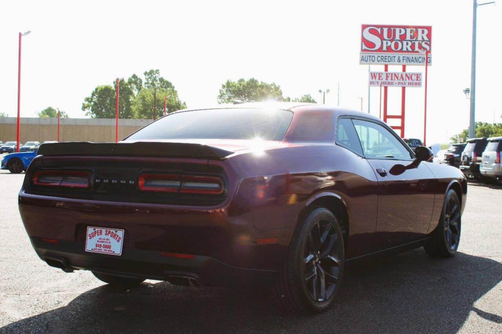 2019 Maroon Dodge Challenger SXT (2C3CDZAG8KH) with an 3.6L V6 DOHC 24V engine, 8A transmission, located at 4301 NW 39th , Oklahoma City, OK, 73112, (405) 949-5600, 35.512135, -97.598671 - NO DRIVERS LICENCE -NO FULL COVERAGE INSURANCE - NO CREDIT CHECK. COME ON OVER TO SUPERSPORTS, TAKE A LOOK AND TEST DRIVE. PLEASE GIVE US A CALL AT (405) 949-5600. NO LICENCIA DE CONDUCIR - NO SEGURO DE COBERTURA TOTAL - NO VERIFICACION DE CREDITO. VISITENOS EN SUPERSPORTS, MIRE N - Photo#4