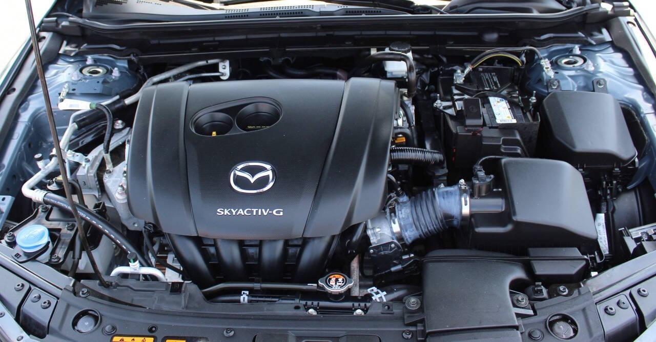 2022 Gray Mazda MAZDA3 Preferred (3MZBPACL0NM) with an 2.5L L4 DOHC 16V engine, 6A transmission, located at 4301 NW 39th , Oklahoma City, OK, 73112, (405) 949-5600, 35.512135, -97.598671 - NO DRIVERS LICENCE -NO FULL COVERAGE INSURANCE - NO CREDIT CHECK. COME ON OVER TO SUPERSPORTS, TAKE A LOOK AND TEST DRIVE. PLEASE GIVE US A CALL AT (405) 949-5600. NO LICENCIA DE CONDUCIR - NO SEGURO DE COBERTURA TOTAL - NO VERIFICACION DE CREDITO. VISITENOS EN SUPERSPORTS, MIRE NUESTRO - Photo#6