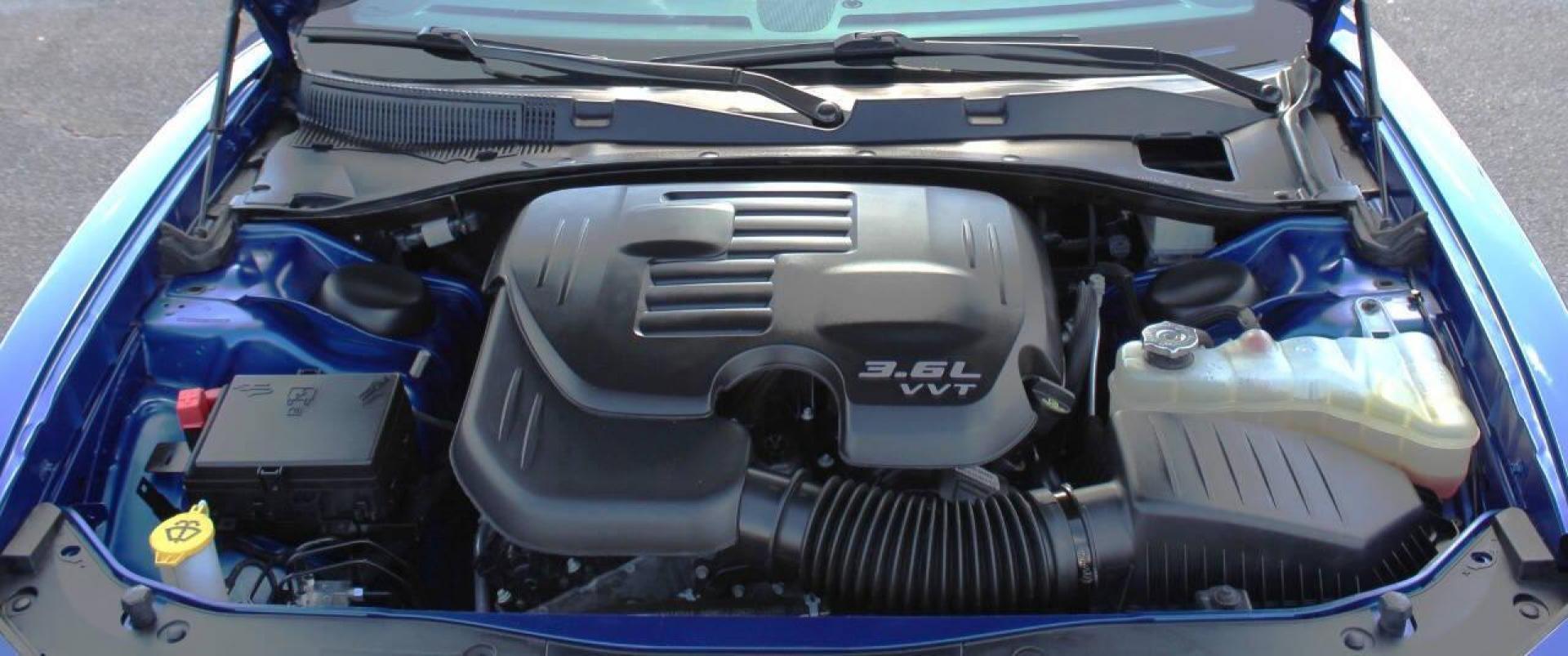 2022 Blue Dodge Charger SXT (2C3CDXBG8NH) with an 3.6L V6 DOHC 24V engine, 8A transmission, located at 4301 NW 39th , Oklahoma City, OK, 73112, (405) 949-5600, 35.512135, -97.598671 - NO DRIVERS LICENCE -NO FULL COVERAGE INSURANCE - NO CREDIT CHECK. COME ON OVER TO SUPERSPORTS, TAKE A LOOK AND TEST DRIVE. PLEASE GIVE US A CALL AT (405) 949-5600. NO LICENCIA DE CONDUCIR - NO SEGURO DE COBERTURA TOTAL - NO VERIFICACION DE CREDITO. VISITENOS EN SUPERSPORTS, MIRE NUESTRO - Photo#8