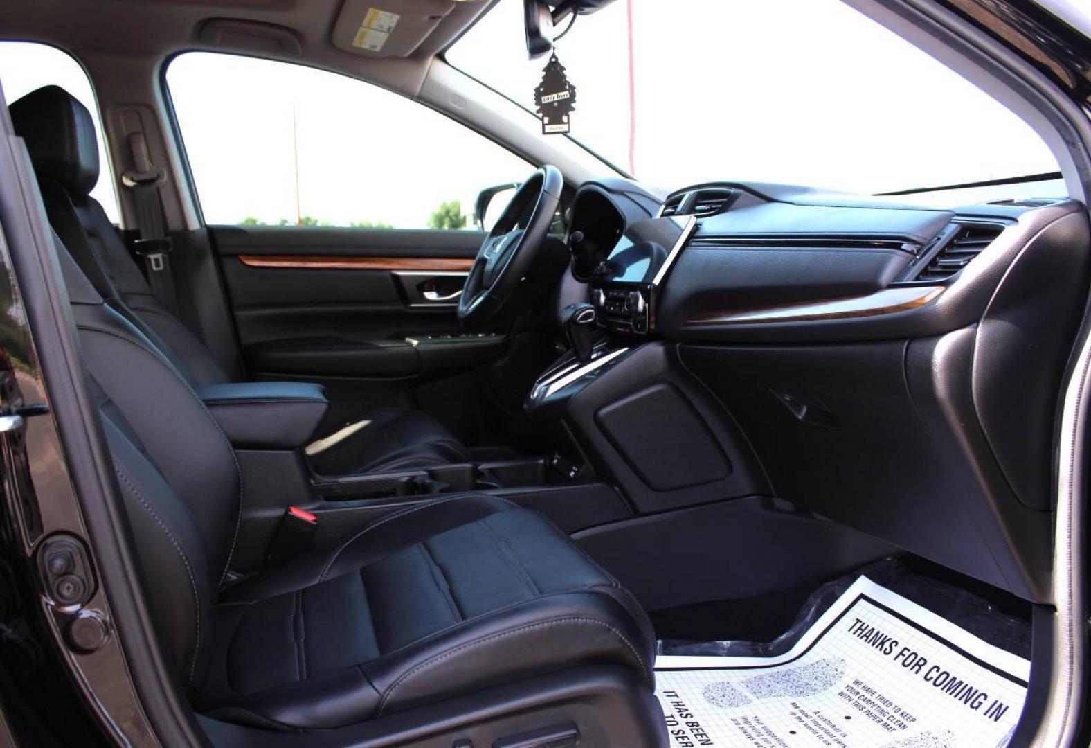 2022 Black Honda CR-V EX-L 2WD (2HKRW1H83NH) with an 1.5L L4 16V DOHC TURBO engine, CVT transmission, located at 4301 NW 39th , Oklahoma City, OK, 73112, (405) 949-5600, 35.512135, -97.598671 - NO DRIVERS LICENCE -NO FULL COVERAGE INSURANCE - NO CREDIT CHECK. COME ON OVER TO SUPERSPORTS, TAKE A LOOK AND TEST DRIVE. PLEASE GIVE US A CALL AT (405) 949-5600. NO LICENCIA DE CONDUCIR - NO SEGURO DE COBERTURA TOTAL - NO VERIFICACION DE CREDITO. VISITENOS EN SUPERSPORTS, MIRE NUESTRO - Photo#9