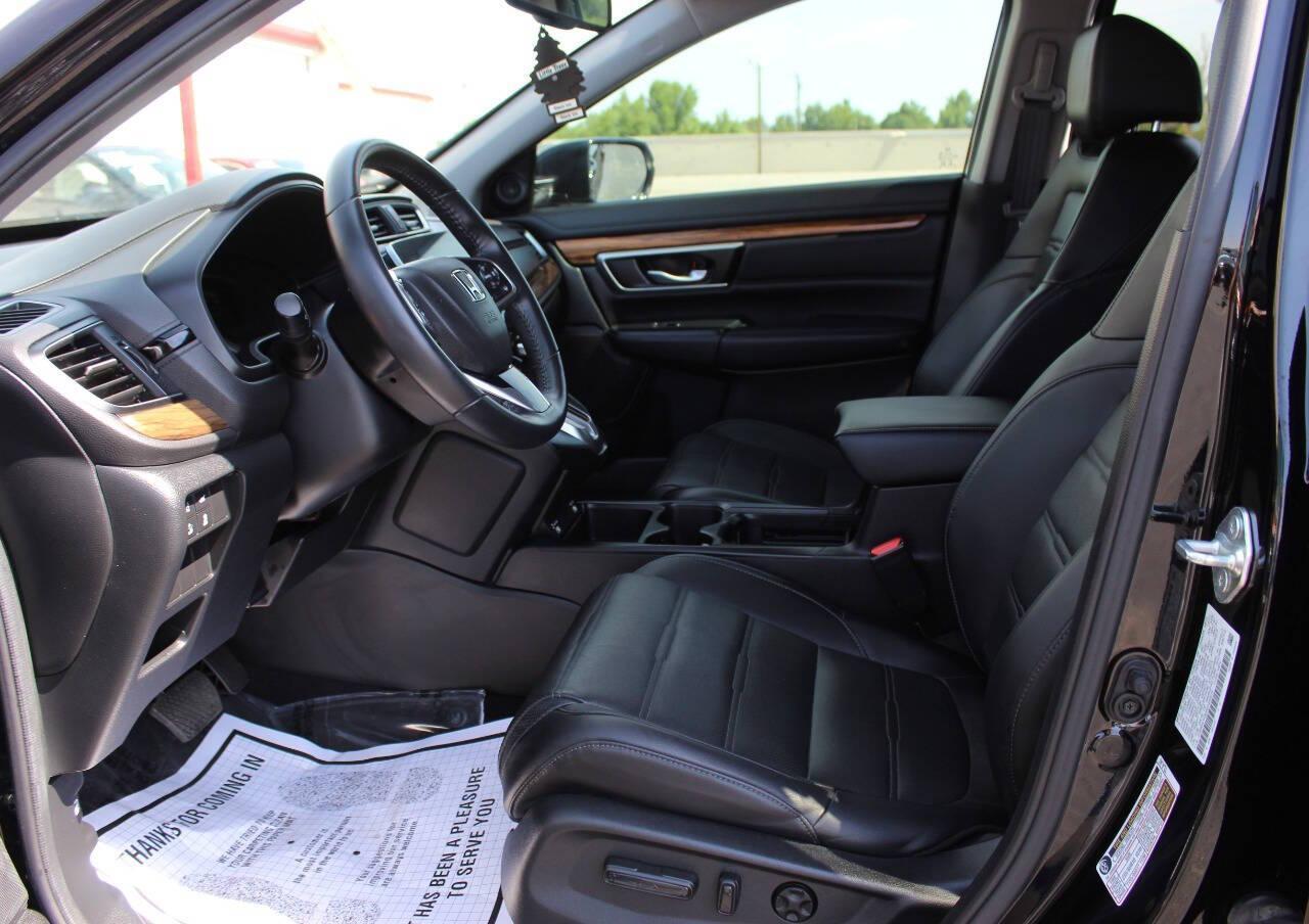 2022 Black Honda CR-V EX-L 2WD (2HKRW1H83NH) with an 1.5L L4 16V DOHC TURBO engine, CVT transmission, located at 4301 NW 39th , Oklahoma City, OK, 73112, (405) 949-5600, 35.512135, -97.598671 - NO DRIVERS LICENCE -NO FULL COVERAGE INSURANCE - NO CREDIT CHECK. COME ON OVER TO SUPERSPORTS, TAKE A LOOK AND TEST DRIVE. PLEASE GIVE US A CALL AT (405) 949-5600. NO LICENCIA DE CONDUCIR - NO SEGURO DE COBERTURA TOTAL - NO VERIFICACION DE CREDITO. VISITENOS EN SUPERSPORTS, MIRE NUESTRO - Photo#15