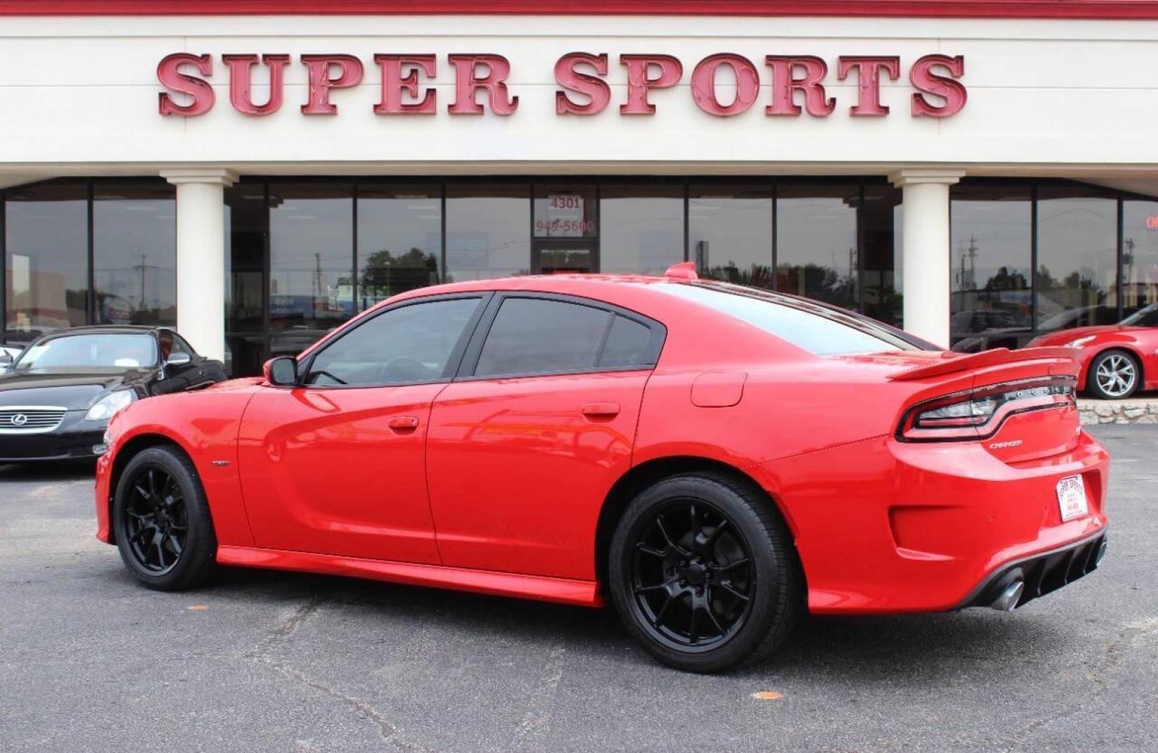 2019 Red Dodge Charger R/T (2C3CDXCTXKH) with an 5.7L V8 OHV 16V engine, 8A transmission, located at 4301 NW 39th , Oklahoma City, OK, 73112, (405) 949-5600, 35.512135, -97.598671 - NO DRIVERS LICENCE -NO FULL COVERAGE INSURANCE - NO CREDIT CHECK. COME ON OVER TO SUPERSPORTS, TAKE A LOOK AND TEST DRIVE. PLEASE GIVE US A CALL AT (405) 949-5600. NO LICENCIA DE CONDUCIR - NO SEGURO DE COBERTURA TOTAL - NO VERIFICACION DE CREDITO. VISITENOS EN SUPERSPORTS, MIRE NUESTRO - Photo#5