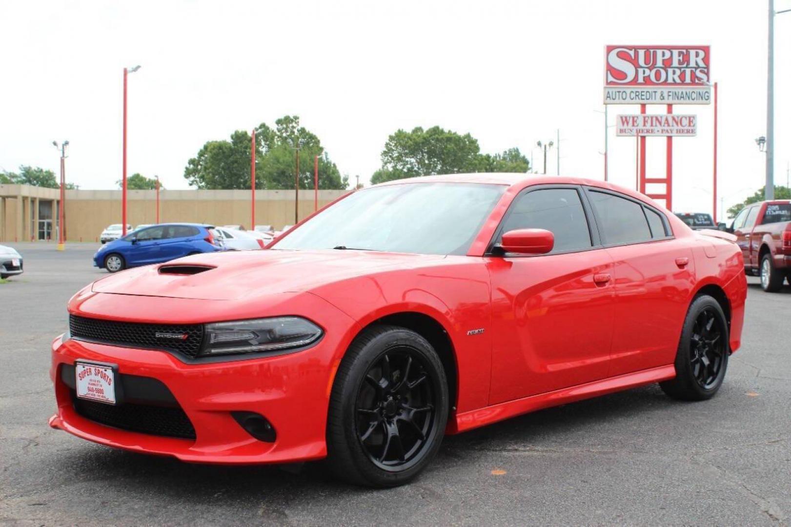 2019 Red Dodge Charger R/T (2C3CDXCTXKH) with an 5.7L V8 OHV 16V engine, 8A transmission, located at 4301 NW 39th , Oklahoma City, OK, 73112, (405) 949-5600, 35.512135, -97.598671 - NO DRIVERS LICENCE -NO FULL COVERAGE INSURANCE - NO CREDIT CHECK. COME ON OVER TO SUPERSPORTS, TAKE A LOOK AND TEST DRIVE. PLEASE GIVE US A CALL AT (405) 949-5600. NO LICENCIA DE CONDUCIR - NO SEGURO DE COBERTURA TOTAL - NO VERIFICACION DE CREDITO. VISITENOS EN SUPERSPORTS, MIRE NUESTRO - Photo#7