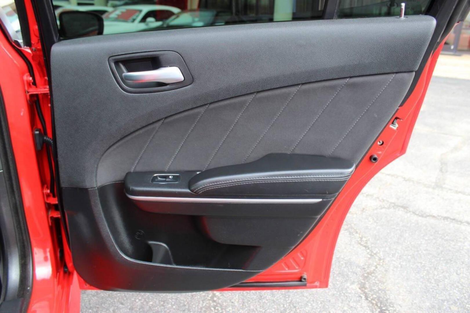 2019 Red Dodge Charger R/T (2C3CDXCTXKH) with an 5.7L V8 OHV 16V engine, 8A transmission, located at 4301 NW 39th , Oklahoma City, OK, 73112, (405) 949-5600, 35.512135, -97.598671 - NO DRIVERS LICENCE -NO FULL COVERAGE INSURANCE - NO CREDIT CHECK. COME ON OVER TO SUPERSPORTS, TAKE A LOOK AND TEST DRIVE. PLEASE GIVE US A CALL AT (405) 949-5600. NO LICENCIA DE CONDUCIR - NO SEGURO DE COBERTURA TOTAL - NO VERIFICACION DE CREDITO. VISITENOS EN SUPERSPORTS, MIRE NUESTRO - Photo#12