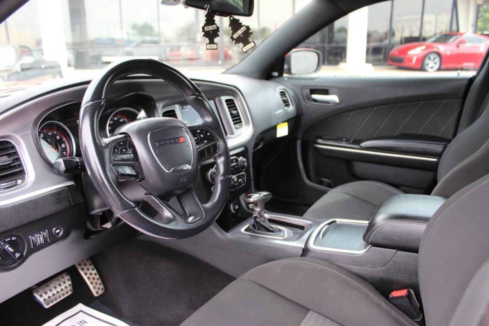 2019 Red Dodge Charger R/T (2C3CDXCTXKH) with an 5.7L V8 OHV 16V engine, 8A transmission, located at 4301 NW 39th , Oklahoma City, OK, 73112, (405) 949-5600, 35.512135, -97.598671 - NO DRIVERS LICENCE -NO FULL COVERAGE INSURANCE - NO CREDIT CHECK. COME ON OVER TO SUPERSPORTS, TAKE A LOOK AND TEST DRIVE. PLEASE GIVE US A CALL AT (405) 949-5600. NO LICENCIA DE CONDUCIR - NO SEGURO DE COBERTURA TOTAL - NO VERIFICACION DE CREDITO. VISITENOS EN SUPERSPORTS, MIRE NUESTRO - Photo#16