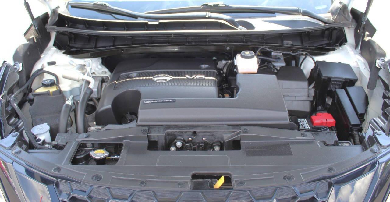 2022 White Nissan Murano SV (5N1AZ2BJ4NC) with an 3.5L V6 3.5L V6 engine, CVT 7-Speed transmission, located at 4301 NW 39th , Oklahoma City, OK, 73112, (405) 949-5600, 35.512135, -97.598671 - NO DRIVERS LICENCE -NO FULL COVERAGE INSURANCE - NO CREDIT CHECK. COME ON OVER TO SUPERSPORTS, TAKE A LOOK AND TEST DRIVE. PLEASE GIVE US A CALL AT (405) 949-5600. NO LICENCIA DE CONDUCIR - NO SEGURO DE COBERTURA TOTAL - NO VERIFICACION DE CREDITO. VISITENOS EN SUPERSPORTS, MIRE NUESTRO - Photo#7