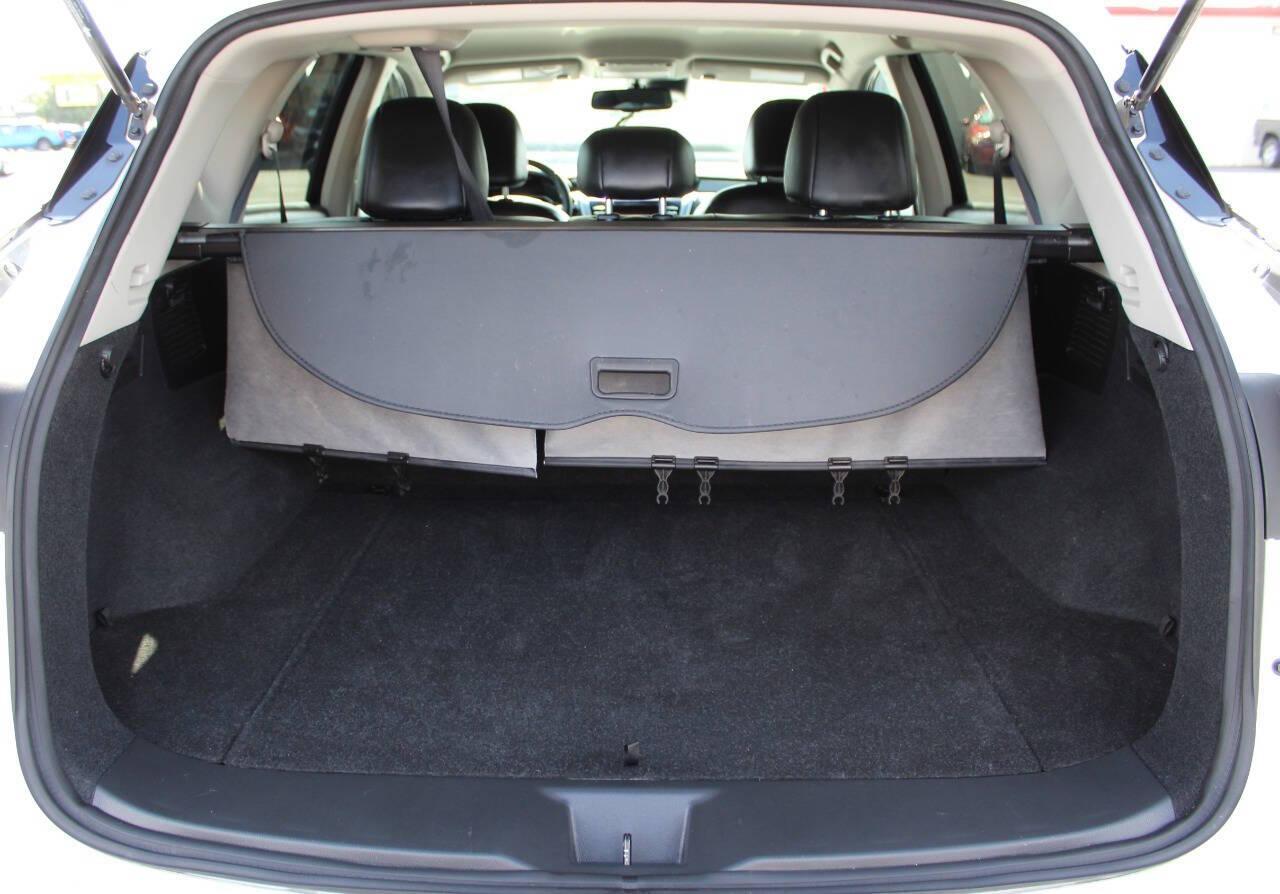 2022 White Nissan Murano SV (5N1AZ2BJ4NC) with an 3.5L V6 3.5L V6 engine, CVT 7-Speed transmission, located at 4301 NW 39th , Oklahoma City, OK, 73112, (405) 949-5600, 35.512135, -97.598671 - NO DRIVERS LICENCE -NO FULL COVERAGE INSURANCE - NO CREDIT CHECK. COME ON OVER TO SUPERSPORTS, TAKE A LOOK AND TEST DRIVE. PLEASE GIVE US A CALL AT (405) 949-5600. NO LICENCIA DE CONDUCIR - NO SEGURO DE COBERTURA TOTAL - NO VERIFICACION DE CREDITO. VISITENOS EN SUPERSPORTS, MIRE NUESTRO - Photo#12