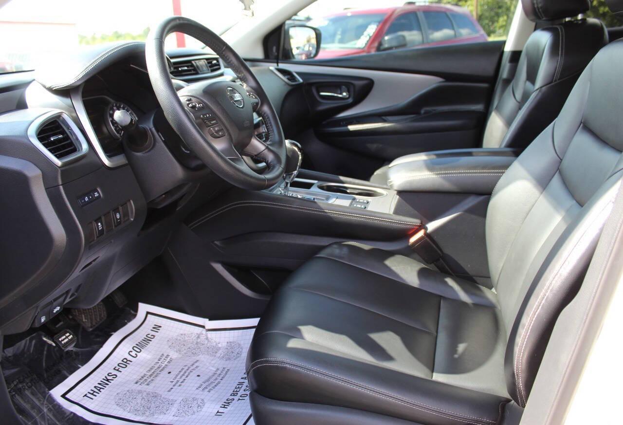 2022 White Nissan Murano SV (5N1AZ2BJ4NC) with an 3.5L V6 3.5L V6 engine, CVT 7-Speed transmission, located at 4301 NW 39th , Oklahoma City, OK, 73112, (405) 949-5600, 35.512135, -97.598671 - NO DRIVERS LICENCE -NO FULL COVERAGE INSURANCE - NO CREDIT CHECK. COME ON OVER TO SUPERSPORTS, TAKE A LOOK AND TEST DRIVE. PLEASE GIVE US A CALL AT (405) 949-5600. NO LICENCIA DE CONDUCIR - NO SEGURO DE COBERTURA TOTAL - NO VERIFICACION DE CREDITO. VISITENOS EN SUPERSPORTS, MIRE NUESTRO - Photo#15