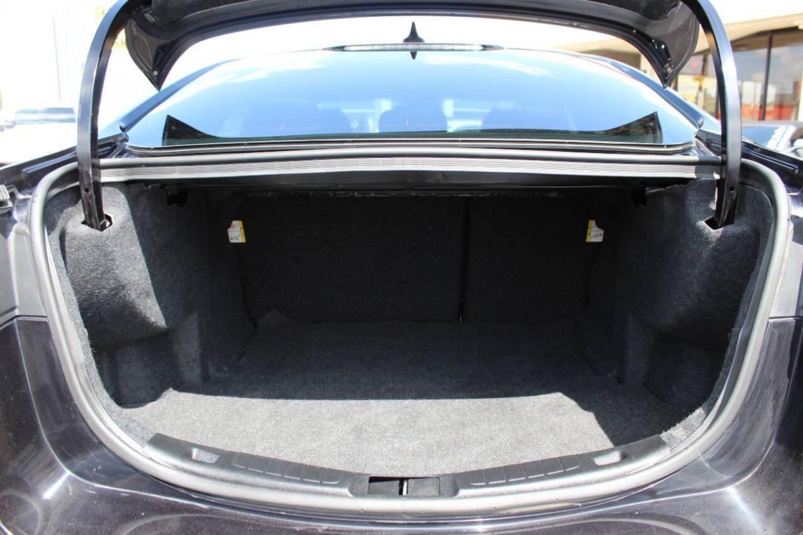 2019 Black Ford Fusion SE (3FA6P0HD6KR) with an 1.5L L4 DOHC 16V engine, 6A transmission, located at 4301 NW 39th , Oklahoma City, OK, 73112, (405) 949-5600, 35.512135, -97.598671 - NO DRIVERS LICENCE -NO FULL COVERAGE INSURANCE - NO CREDIT CHECK. COME ON OVER TO SUPERSPORTS, TAKE A LOOK AND TEST DRIVE. PLEASE GIVE US A CALL AT (405) 949-5600. NO LICENCIA DE CONDUCIR - NO SEGURO DE COBERTURA TOTAL - NO VERIFICACION DE CREDITO. VISITENOS EN SUPERSPORTS, MIRE NUESTRO - Photo#13