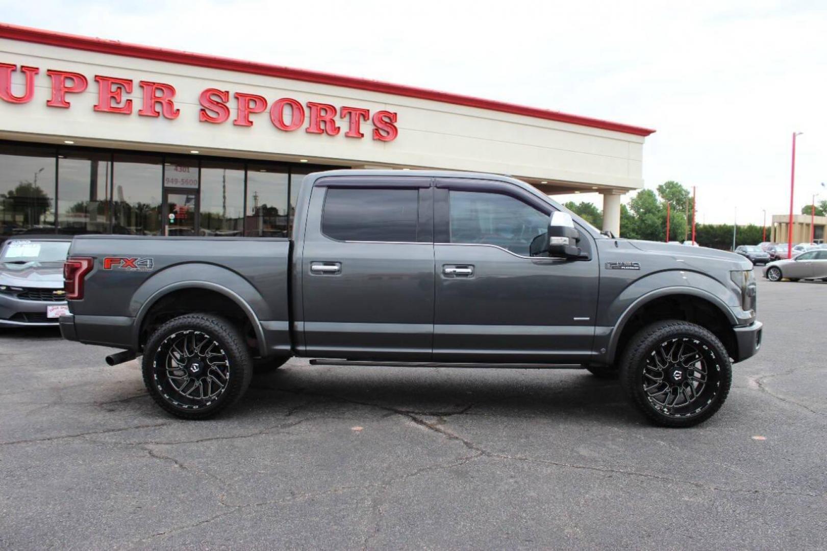 2016 Gray Ford F-150 XLT SuperCrew 6.5-ft. Bed 4WD (1FTEW1EG1GF) with an 3.5L V6 TURBO engine, 6A transmission, located at 4301 NW 39th , Oklahoma City, OK, 73112, (405) 949-5600, 35.512135, -97.598671 - NO DRIVERS LICENCE -NO FULL COVERAGE INSURANCE - NO CREDIT CHECK. COME ON OVER TO SUPERSPORTS, TAKE A LOOK AND TEST DRIVE. PLEASE GIVE US A CALL AT (405) 949-5600. NO LICENCIA DE CONDUCIR - NO SEGURO DE COBERTURA TOTAL - NO VERIFICACION DE CREDITO. VISITENOS EN SUPERSPORTS, MIRE NUESTRO - Photo#4