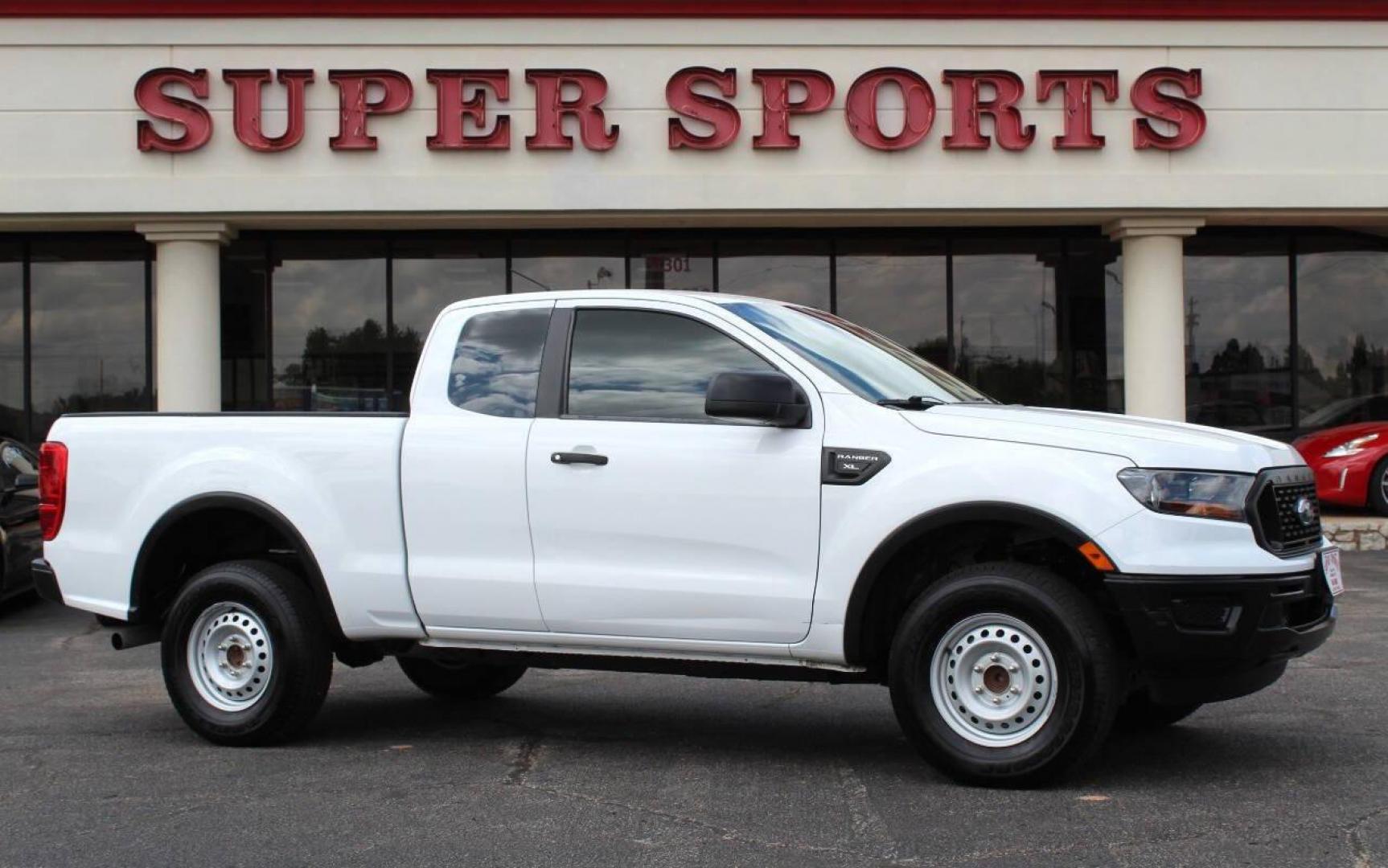 2020 White Ford Ranger XL SuperCab 2WD (1FTER1EH8LL) with an 2.3L L4 DOHC 16V engine, 10A transmission, located at 4301 NW 39th , Oklahoma City, OK, 73112, (405) 949-5600, 35.512135, -97.598671 - NO DRIVERS LICENCE -NO FULL COVERAGE INSURANCE - NO CREDIT CHECK. COME ON OVER TO SUPERSPORTS, TAKE A LOOK AND TEST DRIVE. PLEASE GIVE US A CALL AT (405) 949-5600. NO LICENCIA DE CONDUCIR - NO SEGURO DE COBERTURA TOTAL - NO VERIFICACION DE CREDITO. VISITENOS EN SUPERSPORTS, MIRE - Photo#2