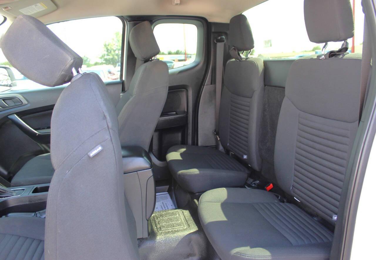 2020 White Ford Ranger XL SuperCab 2WD (1FTER1EH8LL) with an 2.3L I4 Turbocharger 2.3L I4 engine, Automatic 10-Speed transmission, located at 4301 NW 39th , Oklahoma City, OK, 73112, (405) 949-5600, 35.512135, -97.598671 - NO DRIVERS LICENCE -NO FULL COVERAGE INSURANCE - NO CREDIT CHECK. COME ON OVER TO SUPERSPORTS, TAKE A LOOK AND TEST DRIVE. PLEASE GIVE US A CALL AT (405) 949-5600. NO LICENCIA DE CONDUCIR - NO SEGURO DE COBERTURA TOTAL - NO VERIFICACION DE CREDITO. VISITENOS EN SUPERSPORTS, MIRE - Photo#14