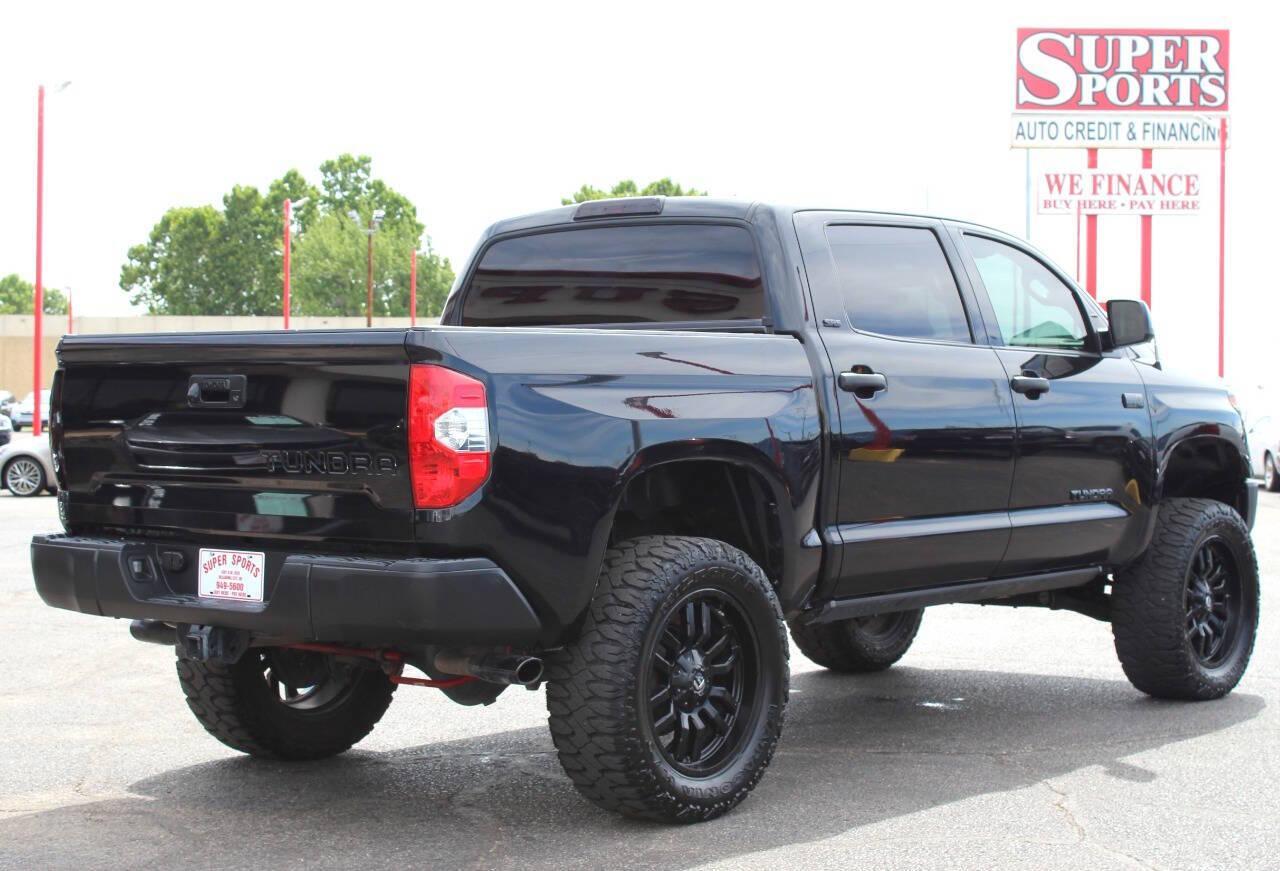 2018 Black Toyota Tundra SR5 5.7L V8 CrewMax 4WD (5TFDY5F11JX) with an 5.7L V8 DOHC 32V engine, 6A transmission, located at 4301 NW 39th , Oklahoma City, OK, 73112, (405) 949-5600, 35.512135, -97.598671 - NO DRIVERS LICENCE -NO FULL COVERAGE INSURANCE - NO CREDIT CHECK. COME ON OVER TO SUPERSPORTS, TAKE A LOOK AND TEST DRIVE. PLEASE GIVE US A CALL AT (405) 949-5600. NO LICENCIA DE CONDUCIR - NO SEGURO DE COBERTURA TOTAL - NO VERIFICACION DE CREDITO. VISITENOS EN SUPERSPORTS, MIRE - Photo#3