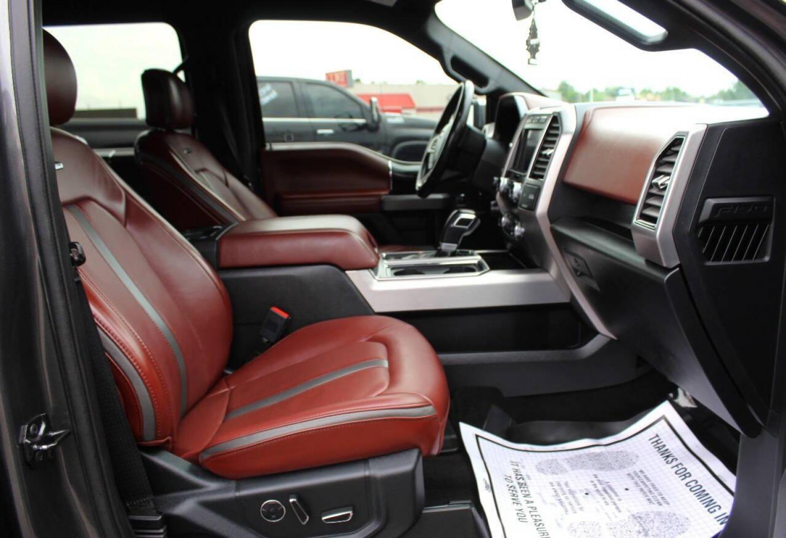 2020 Gray Ford F-150 XLT SuperCrew 6.5-ft. Bed 4WD (1FTFW1E42LF) with an 3.5L V6 DOHC 24V engine, 6A transmission, located at 4301 NW 39th , Oklahoma City, OK, 73112, (405) 949-5600, 35.512135, -97.598671 - NO DRIVERS LICENCE -NO FULL COVERAGE INSURANCE - NO CREDIT CHECK. COME ON OVER TO SUPERSPORTS, TAKE A LOOK AND TEST DRIVE. PLEASE GIVE US A CALL AT (405) 949-5600. NO LICENCIA DE CONDUCIR - NO SEGURO DE COBERTURA TOTAL - NO VERIFICACION DE CREDITO. VISITENOS EN SUPERSPORTS, MIRE NU - Photo#9