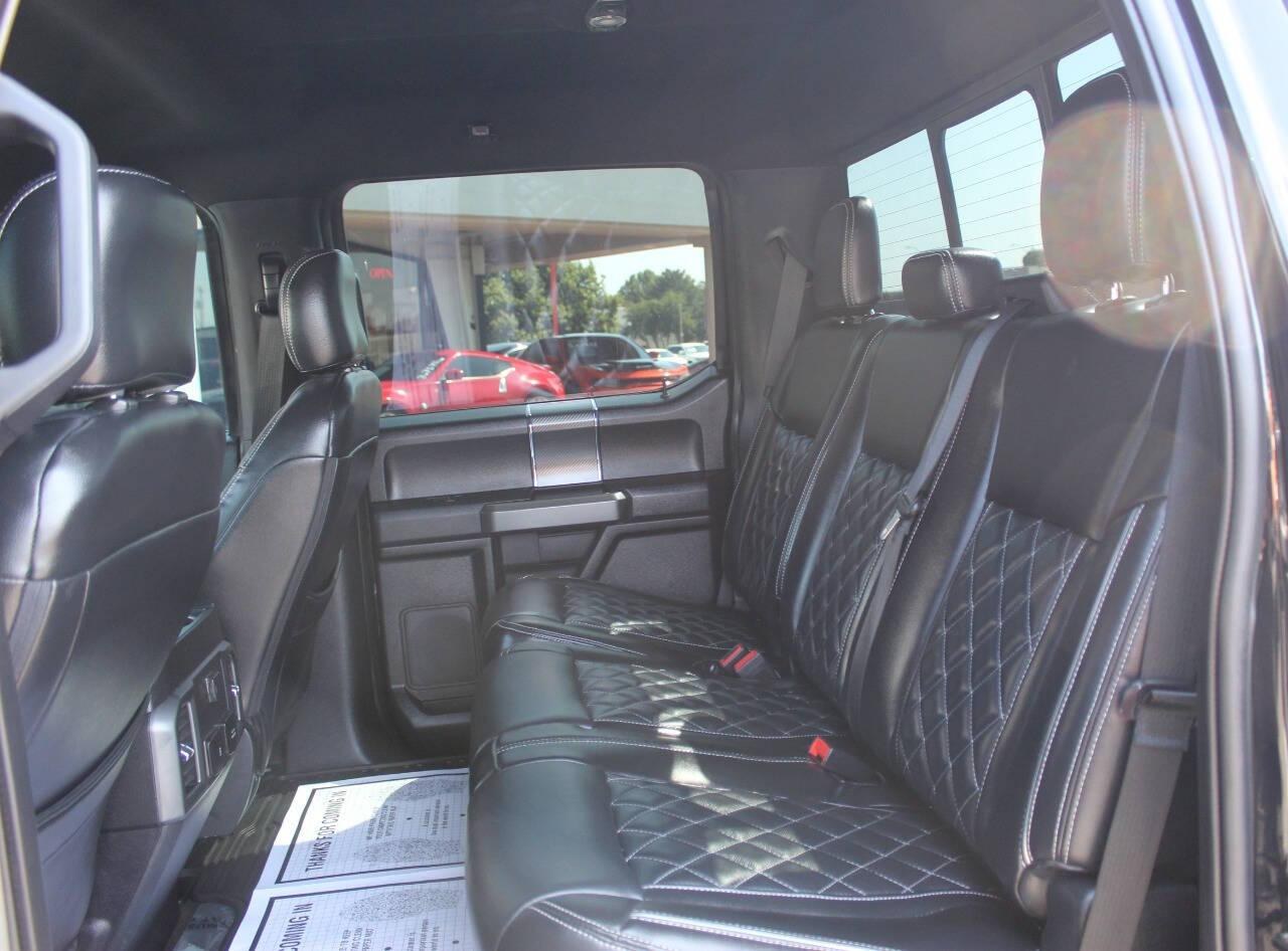 2020 Black Ford F-150 King-Ranch SuperCrew 5.5-ft. 4WD (1FTEW1E54LF) with an 5.0L V8 5.0L V8 engine, Automatic 10-Speed transmission, located at 4301 NW 39th , Oklahoma City, OK, 73112, (405) 949-5600, 35.512135, -97.598671 - NO DRIVERS LICENCE -NO FULL COVERAGE INSURANCE - NO CREDIT CHECK. COME ON OVER TO SUPERSPORTS, TAKE A LOOK AND TEST DRIVE. PLEASE GIVE US A CALL AT (405) 949-5600. NO LICENCIA DE CONDUCIR - NO SEGURO DE COBERTURA TOTAL - NO VERIFICACION DE CREDITO. VISITENOS EN SUPERSPORTS, MIRE NUESTRO - Photo#12