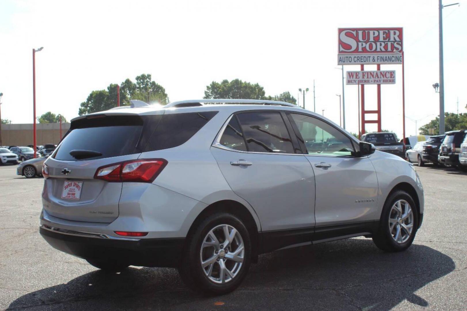 2019 Silver Chevrolet Equinox Premier 1.5 AWD (3GNAXXEV9KS) with an 1.5L L4 DIR DOHC 16V TURBO engine, 6A transmission, located at 4301 NW 39th , Oklahoma City, OK, 73112, (405) 949-5600, 35.512135, -97.598671 - NO DRIVERS LICENCE -NO FULL COVERAGE INSURANCE - NO CREDIT CHECK. COME ON OVER TO SUPERSPORTS, TAKE A LOOK AND TEST DRIVE. PLEASE GIVE US A CALL AT (405) 949-5600. NO LICENCIA DE CONDUCIR - NO SEGURO DE COBERTURA TOTAL - NO VERIFICACION DE CREDITO. VISITENOS EN SUPERSPORTS, MIRE N - Photo#3