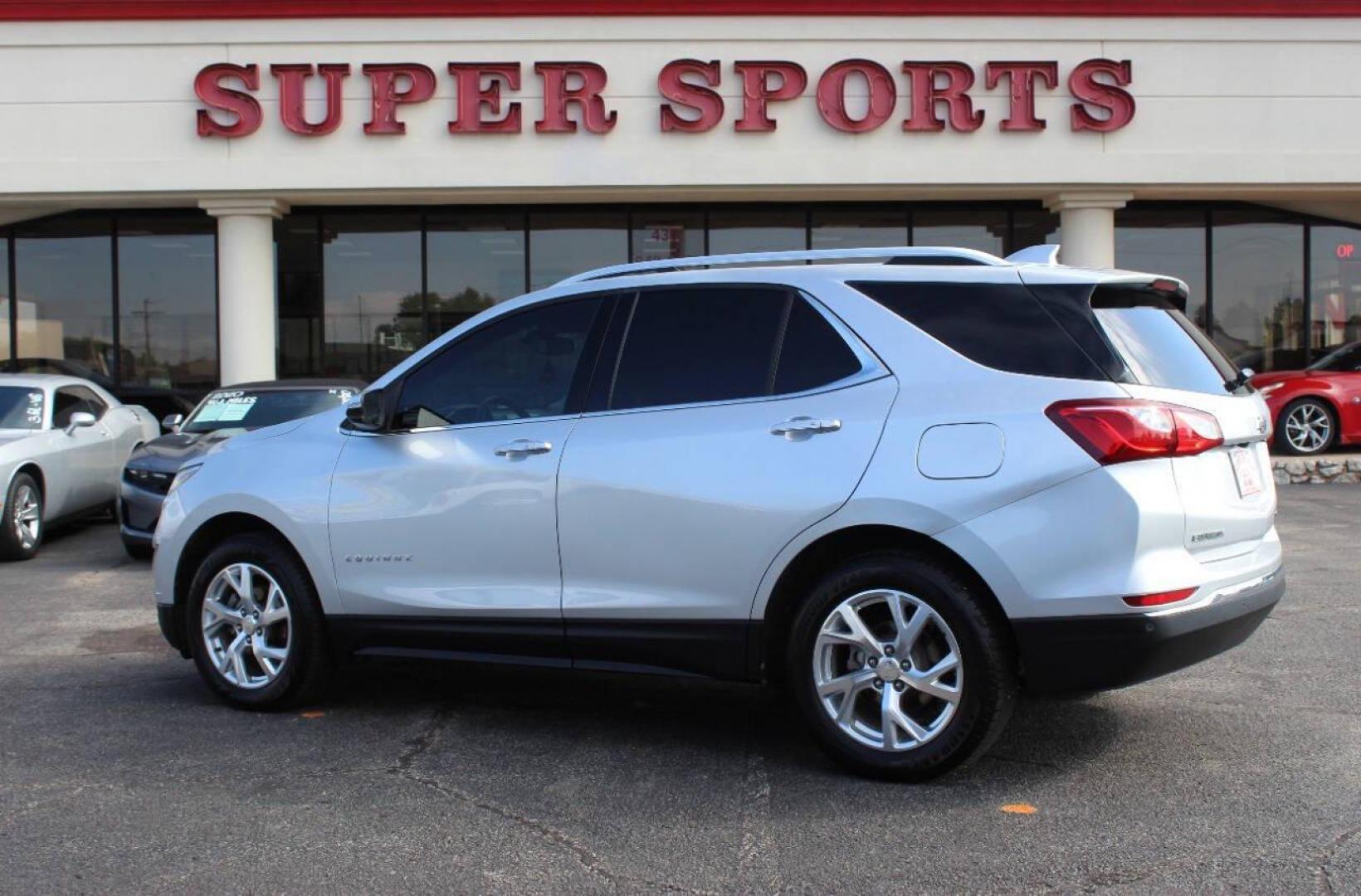 2019 Silver Chevrolet Equinox Premier 1.5 AWD (3GNAXXEV9KS) with an 1.5L L4 DIR DOHC 16V TURBO engine, 6A transmission, located at 4301 NW 39th , Oklahoma City, OK, 73112, (405) 949-5600, 35.512135, -97.598671 - NO DRIVERS LICENCE -NO FULL COVERAGE INSURANCE - NO CREDIT CHECK. COME ON OVER TO SUPERSPORTS, TAKE A LOOK AND TEST DRIVE. PLEASE GIVE US A CALL AT (405) 949-5600. NO LICENCIA DE CONDUCIR - NO SEGURO DE COBERTURA TOTAL - NO VERIFICACION DE CREDITO. VISITENOS EN SUPERSPORTS, MIRE N - Photo#4