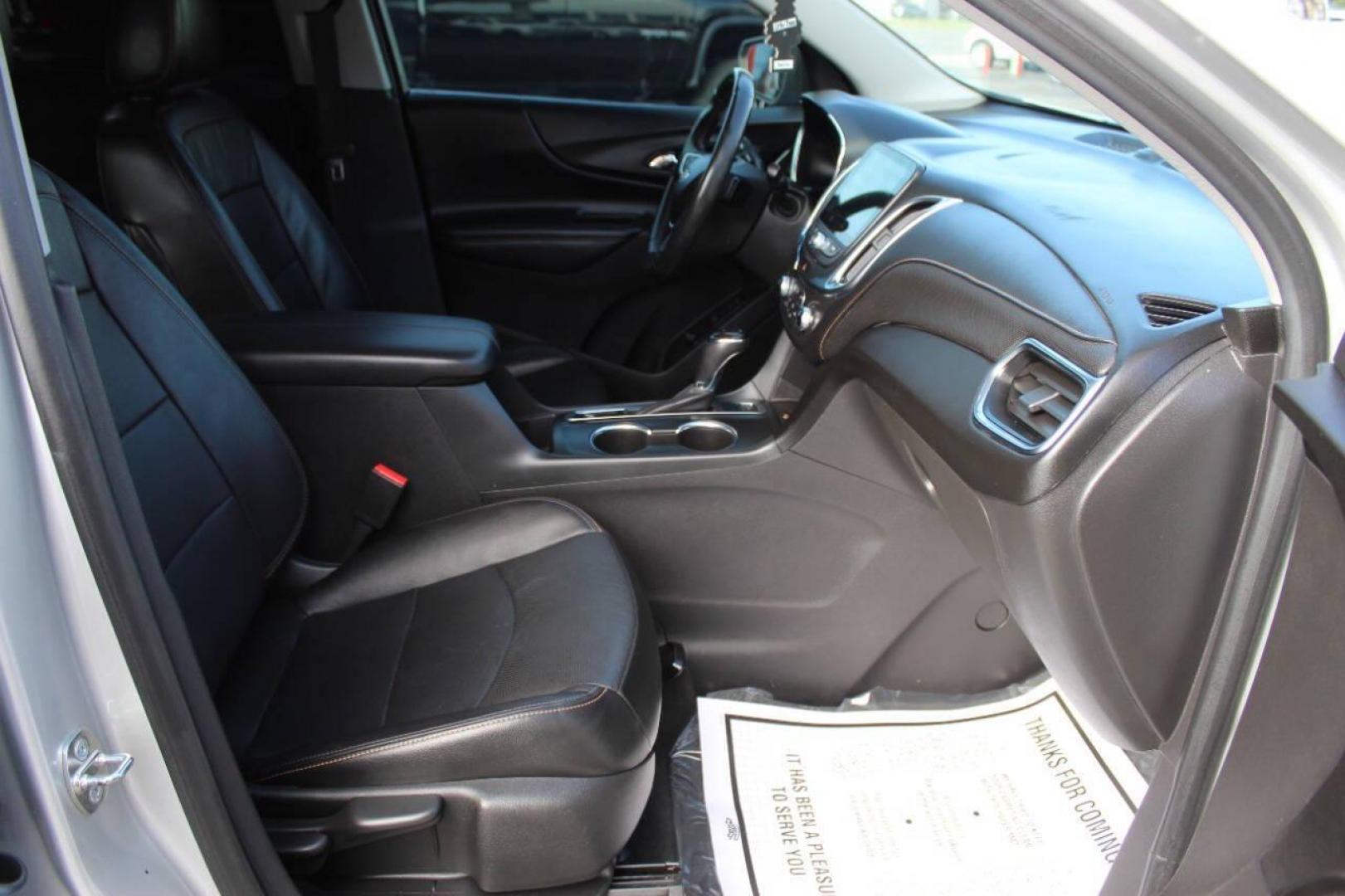 2019 Silver Chevrolet Equinox Premier 1.5 AWD (3GNAXXEV9KS) with an 1.5L L4 DIR DOHC 16V TURBO engine, 6A transmission, located at 4301 NW 39th , Oklahoma City, OK, 73112, (405) 949-5600, 35.512135, -97.598671 - NO DRIVERS LICENCE -NO FULL COVERAGE INSURANCE - NO CREDIT CHECK. COME ON OVER TO SUPERSPORTS, TAKE A LOOK AND TEST DRIVE. PLEASE GIVE US A CALL AT (405) 949-5600. NO LICENCIA DE CONDUCIR - NO SEGURO DE COBERTURA TOTAL - NO VERIFICACION DE CREDITO. VISITENOS EN SUPERSPORTS, MIRE N - Photo#7