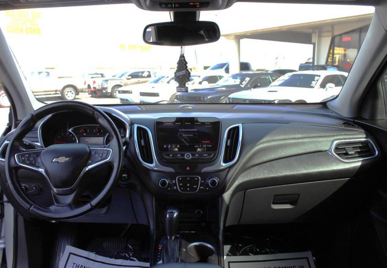 2019 Silver Chevrolet Equinox Premier 1.5 AWD (3GNAXXEV9KS) with an 1.5L L4 DIR DOHC 16V TURBO engine, 6A transmission, located at 4301 NW 39th , Oklahoma City, OK, 73112, (405) 949-5600, 35.512135, -97.598671 - NO DRIVERS LICENCE -NO FULL COVERAGE INSURANCE - NO CREDIT CHECK. COME ON OVER TO SUPERSPORTS, TAKE A LOOK AND TEST DRIVE. PLEASE GIVE US A CALL AT (405) 949-5600. NO LICENCIA DE CONDUCIR - NO SEGURO DE COBERTURA TOTAL - NO VERIFICACION DE CREDITO. VISITENOS EN SUPERSPORTS, MIRE N - Photo#16