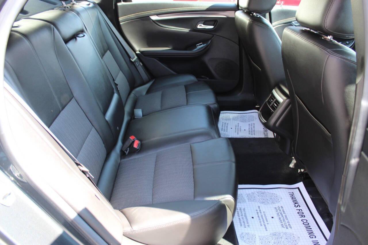 2018 Charcoal Chevrolet Impala LT (2G1105S3XJ9) with an 3.6L V6 DOHC 24V engine, 6A transmission, located at 4301 NW 39th , Oklahoma City, OK, 73112, (405) 949-5600, 35.512135, -97.598671 - NO DRIVERS LICENCE -NO FULL COVERAGE INSURANCE - NO CREDIT CHECK. COME ON OVER TO SUPERSPORTS, TAKE A LOOK AND TEST DRIVE. PLEASE GIVE US A CALL AT (405) 949-5600. NO LICENCIA DE CONDUCIR - NO SEGURO DE COBERTURA TOTAL - NO VERIFICACION DE CREDITO. VISITENOS EN SUPERSPORTS, MIRE N - Photo#10