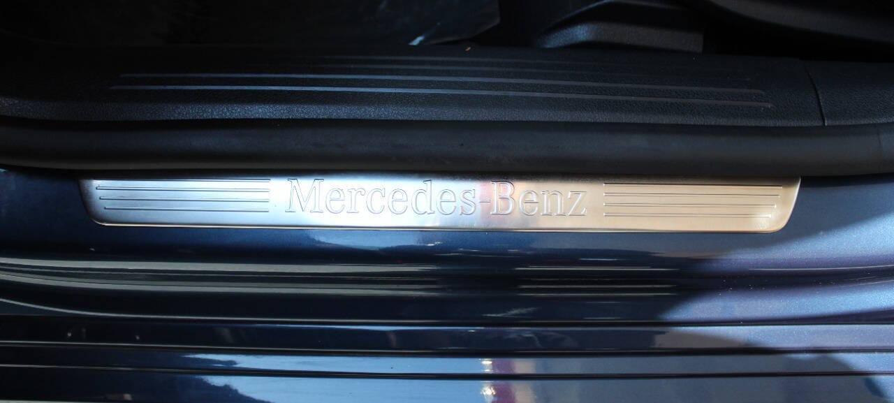 2020 Blue Mercedes-Benz CLA CLA250 (W1K5J4GB1LN) with an 2.0L I4 Turbocharger 2.0L I4 engine, Automatic 7-Speed transmission, located at 4301 NW 39th , Oklahoma City, OK, 73112, (405) 949-5600, 35.512135, -97.598671 - NO DRIVERS LICENCE -NO FULL COVERAGE INSURANCE - NO CREDIT CHECK. COME ON OVER TO SUPERSPORTS, TAKE A LOOK AND TEST DRIVE. PLEASE GIVE US A CALL AT (405) 949-5600. NO LICENCIA DE CONDUCIR - NO SEGURO DE COBERTURA TOTAL - NO VERIFICACION DE CREDITO. VISITENOS EN SUPERSPORTS, MIRE NUESTRO - Photo#18