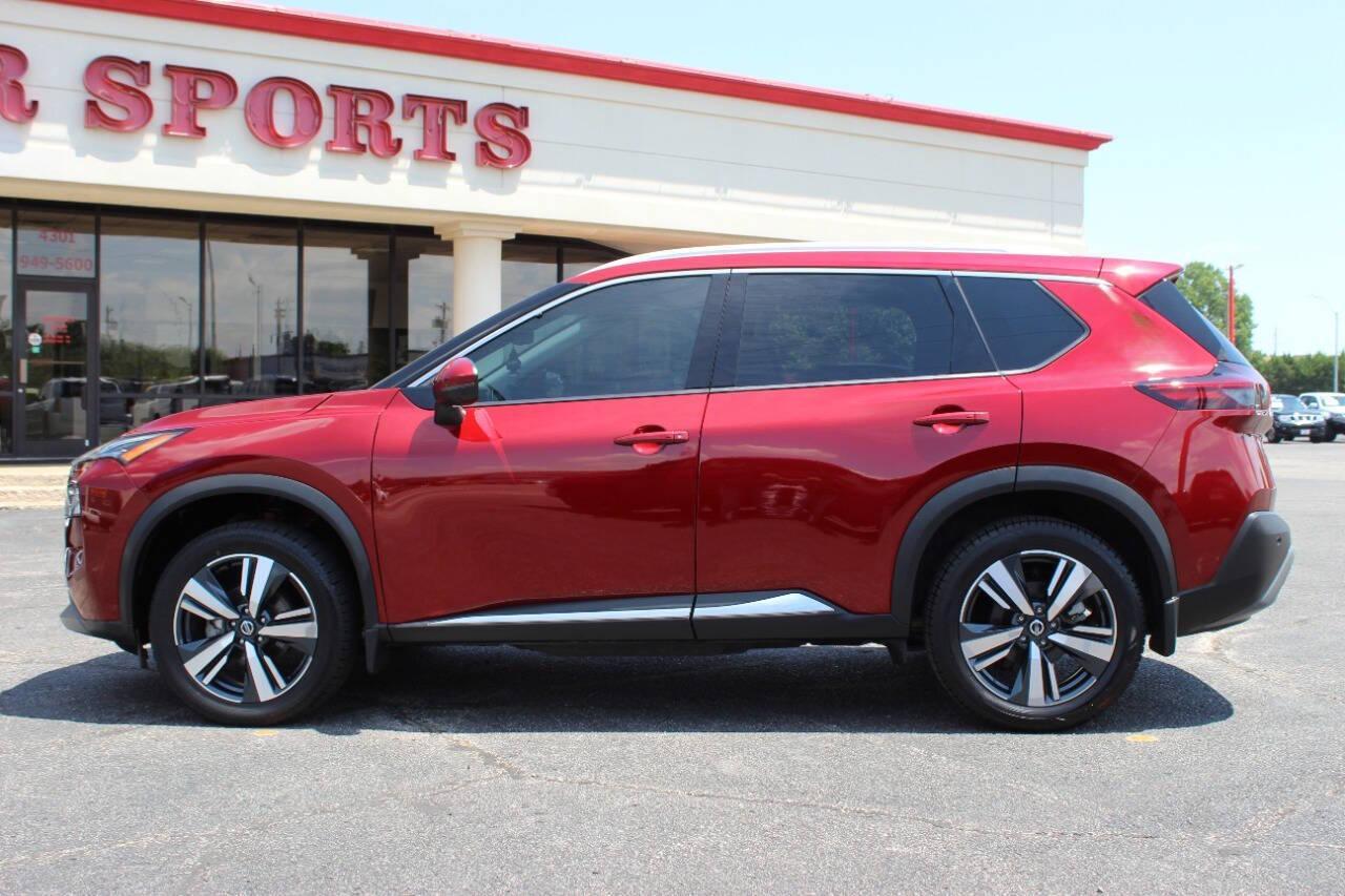 2021 Red Nissan Rogue SL (5N1AT3CA3MC) with an 2.5L L4 DOHC 16V engine, CVT transmission, located at 4301 NW 39th , Oklahoma City, OK, 73112, (405) 949-5600, 35.512135, -97.598671 - NO DRIVERS LICENCE -NO FULL COVERAGE INSURANCE - NO CREDIT CHECK. COME ON OVER TO SUPERSPORTS, TAKE A LOOK AND TEST DRIVE. PLEASE GIVE US A CALL AT (405) 949-5600. NO LICENCIA DE CONDUCIR - NO SEGURO DE COBERTURA TOTAL - NO VERIFICACION DE CREDITO. VISITENOS EN SUPERSPORTS, MIRE NU - Photo#5