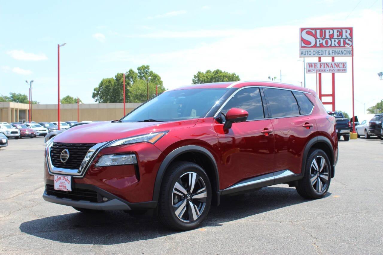 2021 Red Nissan Rogue SL (5N1AT3CA3MC) with an 2.5L L4 DOHC 16V engine, CVT transmission, located at 4301 NW 39th , Oklahoma City, OK, 73112, (405) 949-5600, 35.512135, -97.598671 - NO DRIVERS LICENCE -NO FULL COVERAGE INSURANCE - NO CREDIT CHECK. COME ON OVER TO SUPERSPORTS, TAKE A LOOK AND TEST DRIVE. PLEASE GIVE US A CALL AT (405) 949-5600. NO LICENCIA DE CONDUCIR - NO SEGURO DE COBERTURA TOTAL - NO VERIFICACION DE CREDITO. VISITENOS EN SUPERSPORTS, MIRE NU - Photo#6