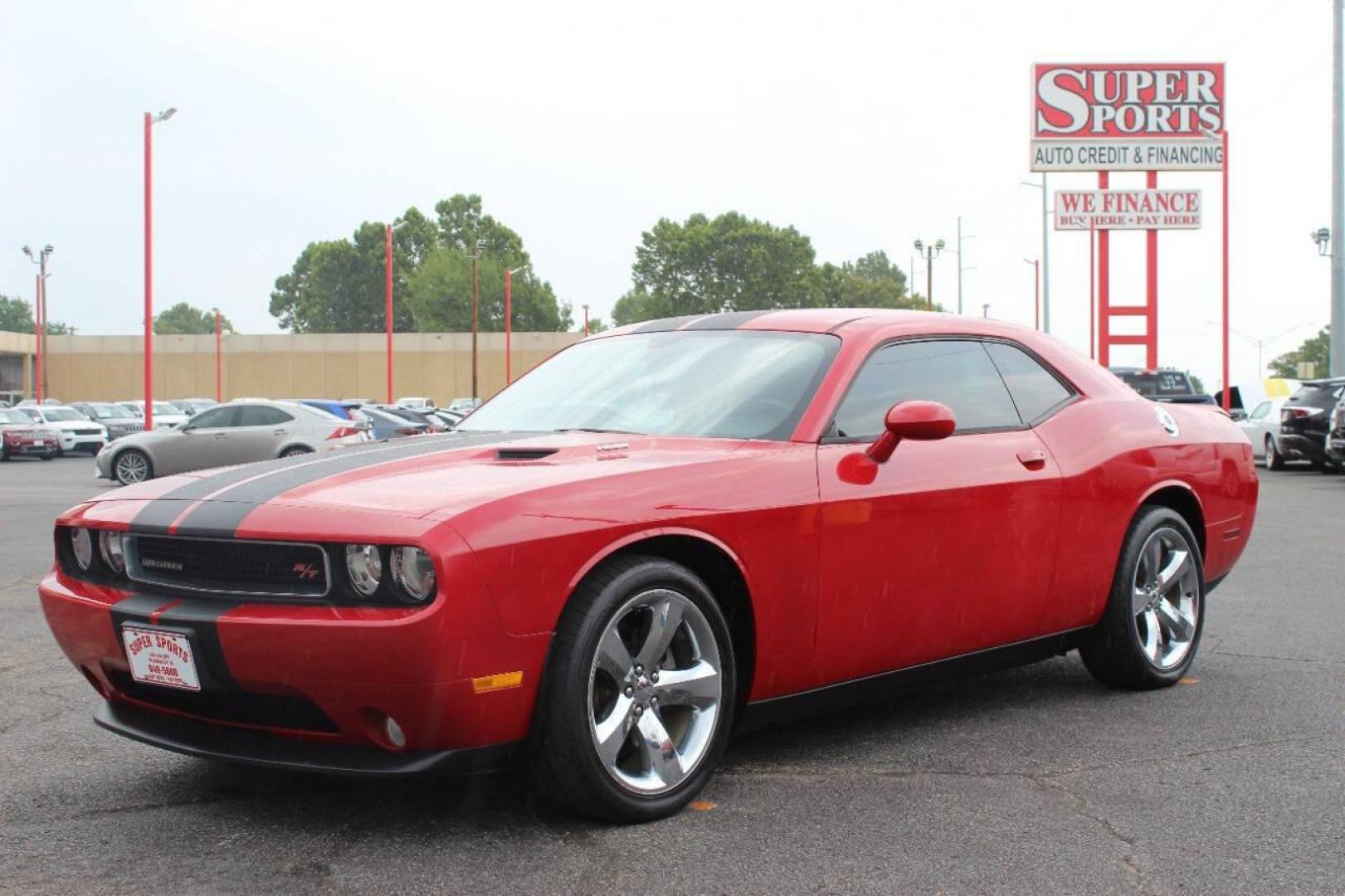2012 Red Dodge Challenger R/T (2C3CDYBT0CH) with an 5.7L V8 OHV 16V engine, 4-Speed Automatic transmission, located at 4301 NW 39th , Oklahoma City, OK, 73112, (405) 949-5600, 35.512135, -97.598671 - NO DRIVERS LICENCE -NO FULL COVERAGE INSURANCE - NO CREDIT CHECK. COME ON OVER TO SUPERSPORTS, TAKE A LOOK AND TEST DRIVE. PLEASE GIVE US A CALL AT (405) 949-5600. NO LICENCIA DE CONDUCIR - NO SEGURO DE COBERTURA TOTAL - NO VERIFICACION DE CREDITO. VISITENOS EN SUPERSPORTS, MIRE NUESTRO - Photo#7