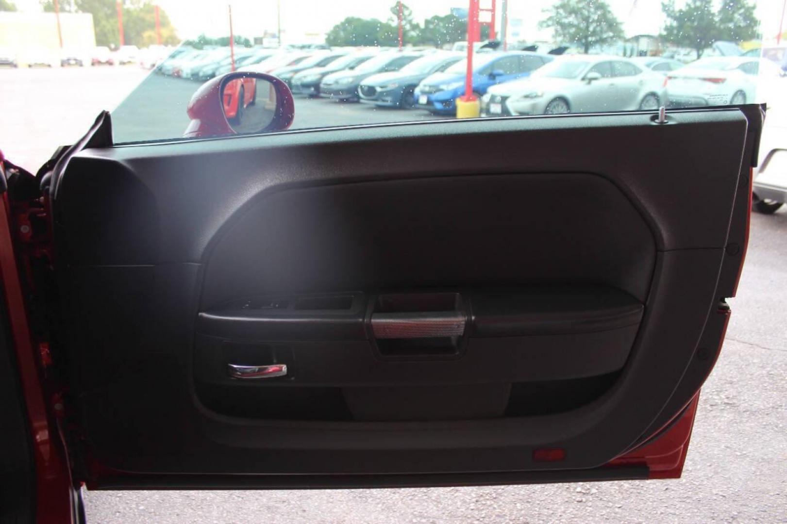 2012 Red Dodge Challenger R/T (2C3CDYBT0CH) with an 5.7L V8 OHV 16V engine, 4-Speed Automatic transmission, located at 4301 NW 39th , Oklahoma City, OK, 73112, (405) 949-5600, 35.512135, -97.598671 - NO DRIVERS LICENCE -NO FULL COVERAGE INSURANCE - NO CREDIT CHECK. COME ON OVER TO SUPERSPORTS, TAKE A LOOK AND TEST DRIVE. PLEASE GIVE US A CALL AT (405) 949-5600. NO LICENCIA DE CONDUCIR - NO SEGURO DE COBERTURA TOTAL - NO VERIFICACION DE CREDITO. VISITENOS EN SUPERSPORTS, MIRE NUESTRO - Photo#10