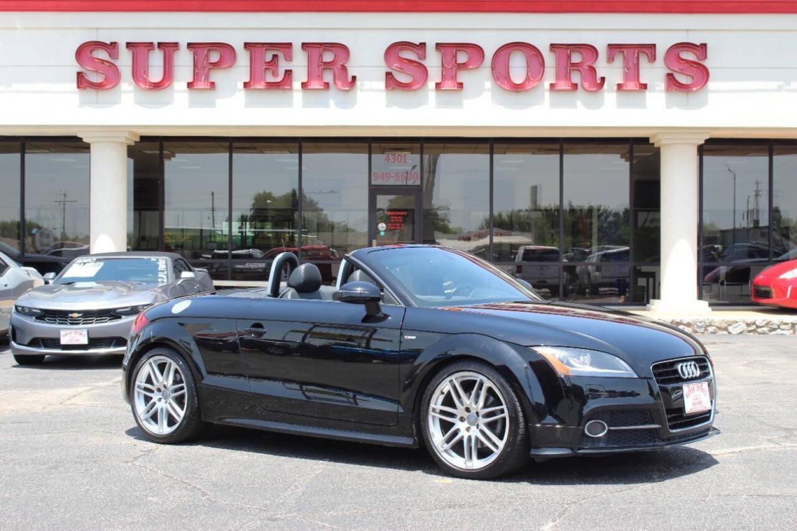 2011 Black Audi TT 2.0T Roadster quattro S tronic (TRU4FAFK1B1) with an 2.0L L4 DOHC 16V engine, 6-Speed Automatic transmission, located at 4301 NW 39th , Oklahoma City, OK, 73112, (405) 949-5600, 35.512135, -97.598671 - NO DRIVERS LICENCE -NO FULL COVERAGE INSURANCE - NO CREDIT CHECK. COME ON OVER TO SUPERSPORTS, TAKE A LOOK AND TEST DRIVE. PLEASE GIVE US A CALL AT (405) 949-5600. NO LICENCIA DE CONDUCIR - NO SEGURO DE COBERTURA TOTAL - NO VERIFICACION DE CREDITO. VISITENOS EN SUPERSPORTS, MIRE NUESTR - Photo#2