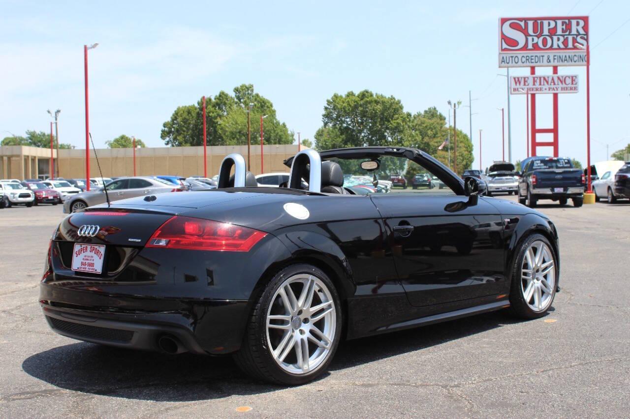 2011 Black Audi TT 2.0T Roadster quattro S tronic (TRU4FAFK1B1) with an 2.0L L4 DOHC 16V engine, 6-Speed Automatic transmission, located at 4301 NW 39th , Oklahoma City, OK, 73112, (405) 949-5600, 35.512135, -97.598671 - NO DRIVERS LICENCE -NO FULL COVERAGE INSURANCE - NO CREDIT CHECK. COME ON OVER TO SUPERSPORTS, TAKE A LOOK AND TEST DRIVE. PLEASE GIVE US A CALL AT (405) 949-5600. NO LICENCIA DE CONDUCIR - NO SEGURO DE COBERTURA TOTAL - NO VERIFICACION DE CREDITO. VISITENOS EN SUPERSPORTS, MIRE NUESTR - Photo#3