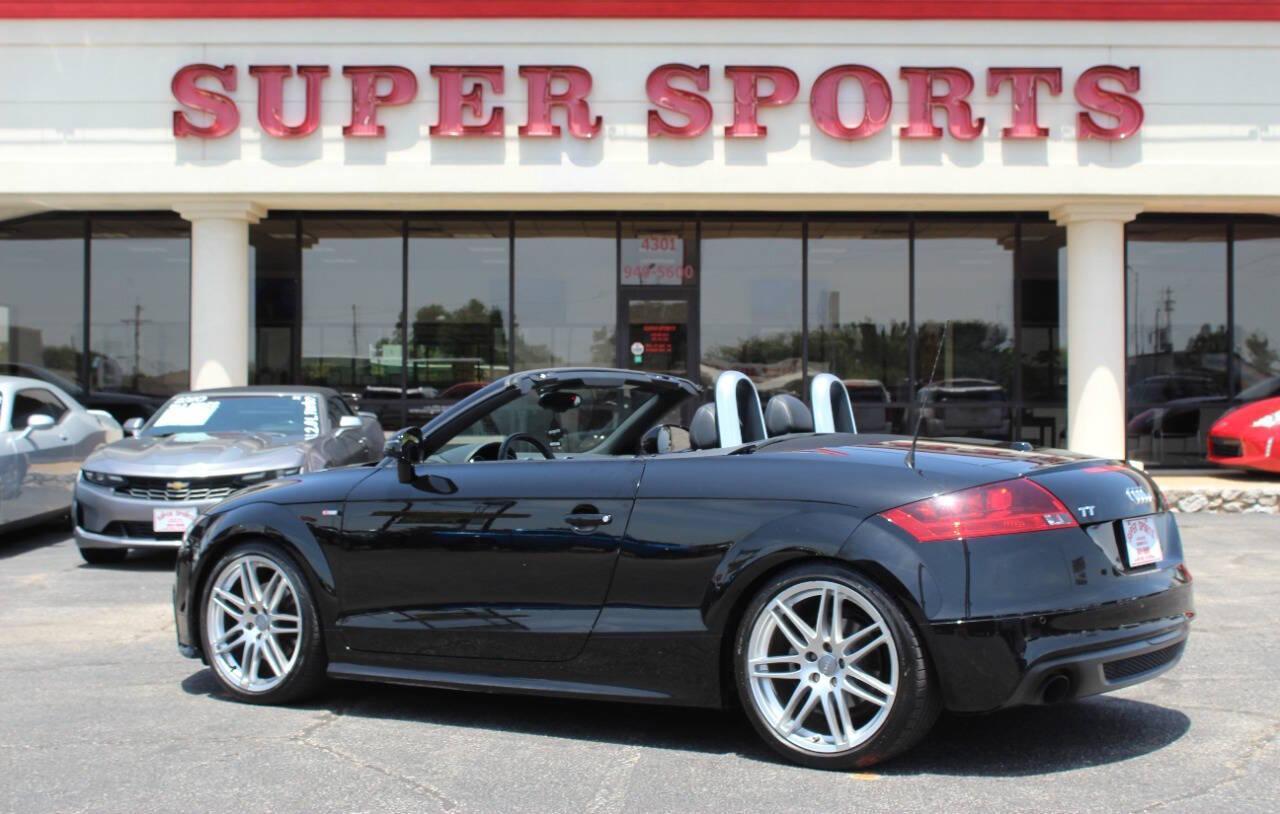 2011 Black Audi TT 2.0T Roadster quattro S tronic (TRU4FAFK1B1) with an 2.0L L4 DOHC 16V engine, 6-Speed Automatic transmission, located at 4301 NW 39th , Oklahoma City, OK, 73112, (405) 949-5600, 35.512135, -97.598671 - NO DRIVERS LICENCE -NO FULL COVERAGE INSURANCE - NO CREDIT CHECK. COME ON OVER TO SUPERSPORTS, TAKE A LOOK AND TEST DRIVE. PLEASE GIVE US A CALL AT (405) 949-5600. NO LICENCIA DE CONDUCIR - NO SEGURO DE COBERTURA TOTAL - NO VERIFICACION DE CREDITO. VISITENOS EN SUPERSPORTS, MIRE NUESTR - Photo#4