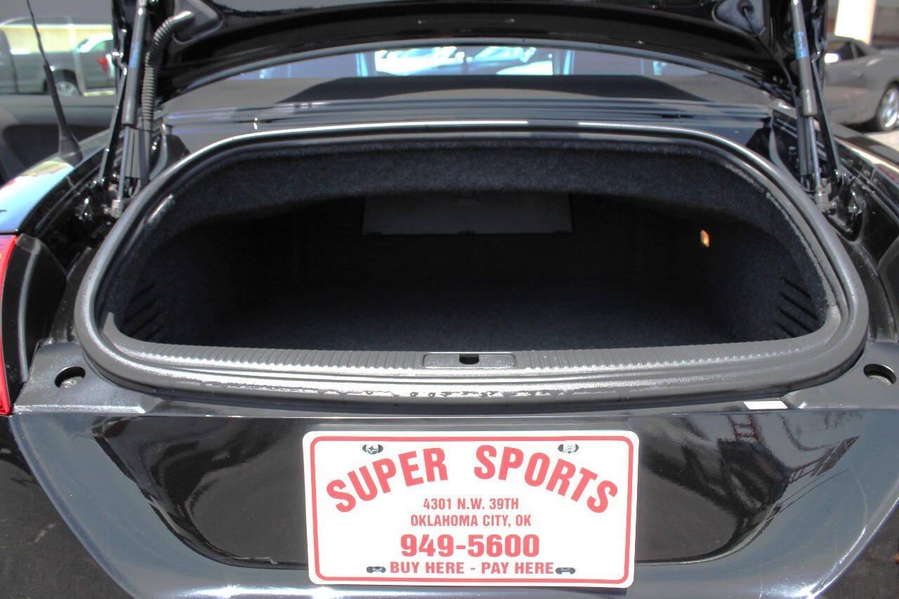 2011 Black Audi TT 2.0T Roadster quattro S tronic (TRU4FAFK1B1) with an 2.0L L4 DOHC 16V engine, 6-Speed Automatic transmission, located at 4301 NW 39th , Oklahoma City, OK, 73112, (405) 949-5600, 35.512135, -97.598671 - NO DRIVERS LICENCE -NO FULL COVERAGE INSURANCE - NO CREDIT CHECK. COME ON OVER TO SUPERSPORTS, TAKE A LOOK AND TEST DRIVE. PLEASE GIVE US A CALL AT (405) 949-5600. NO LICENCIA DE CONDUCIR - NO SEGURO DE COBERTURA TOTAL - NO VERIFICACION DE CREDITO. VISITENOS EN SUPERSPORTS, MIRE NUESTR - Photo#16