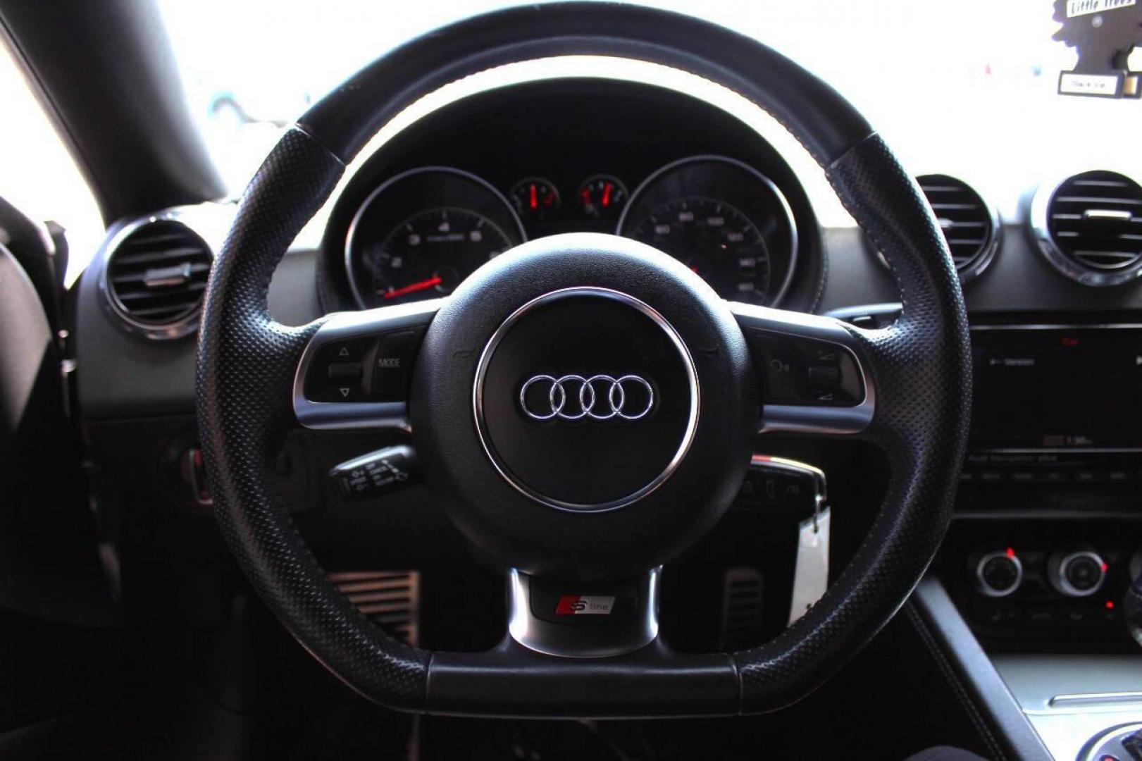 2011 Black Audi TT 2.0T Roadster quattro S tronic (TRU4FAFK1B1) with an 2.0L L4 DOHC 16V engine, 6-Speed Automatic transmission, located at 4301 NW 39th , Oklahoma City, OK, 73112, (405) 949-5600, 35.512135, -97.598671 - NO DRIVERS LICENCE -NO FULL COVERAGE INSURANCE - NO CREDIT CHECK. COME ON OVER TO SUPERSPORTS, TAKE A LOOK AND TEST DRIVE. PLEASE GIVE US A CALL AT (405) 949-5600. NO LICENCIA DE CONDUCIR - NO SEGURO DE COBERTURA TOTAL - NO VERIFICACION DE CREDITO. VISITENOS EN SUPERSPORTS, MIRE NUESTR - Photo#20
