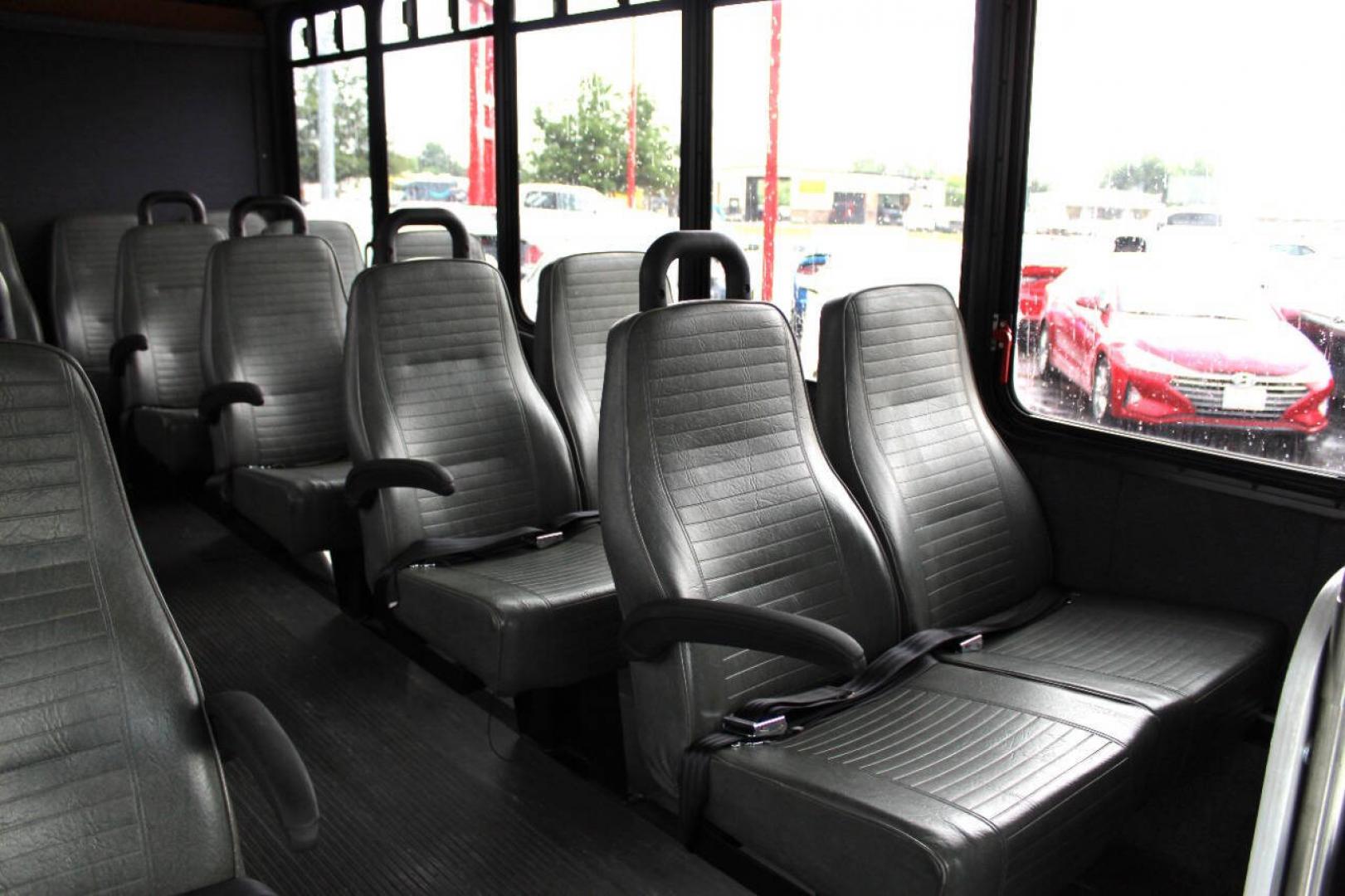 2013 White Ford E-Series E450 (1FDFE4FS2DD) with an 6.8L V10 6.8L V10 engine, Unspecified transmission, located at 4301 NW 39th , Oklahoma City, OK, 73112, (405) 949-5600, 35.512135, -97.598671- Photo#13
