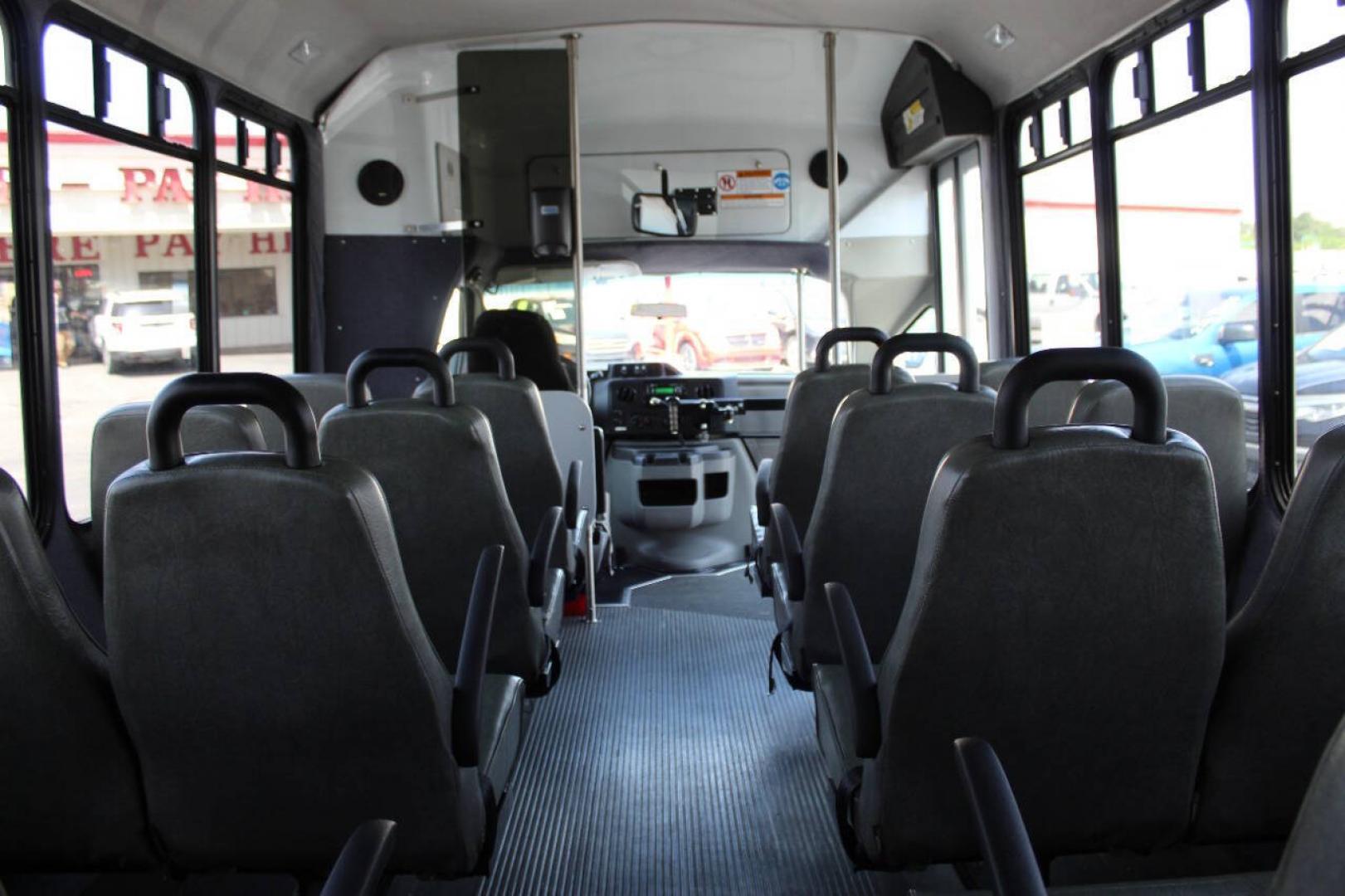 2013 White Ford E-Series E450 (1FDFE4FS2DD) with an 6.8L V10 6.8L V10 engine, Unspecified transmission, located at 4301 NW 39th , Oklahoma City, OK, 73112, (405) 949-5600, 35.512135, -97.598671- Photo#21