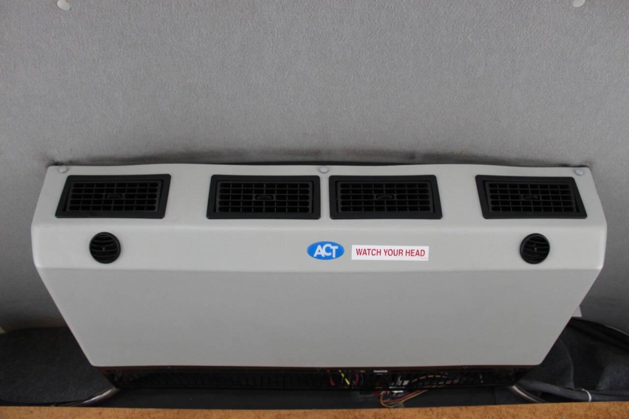 2013 White Ford Econoline E450 (1FDFE4FS2DD) with an 6.8L V10 SOHC 20V engine, Unspecified transmission, located at 4301 NW 39th , Oklahoma City, OK, 73112, (405) 949-5600, 35.512135, -97.598671 - NO DRIVERS LICENCE -NO FULL COVERAGE INSURANCE - NO CREDIT CHECK. COME ON OVER TO SUPERSPORTS, TAKE A LOOK AND TEST DRIVE. PLEASE GIVE US A CALL AT (405) 949-5600. NO LICENCIA DE CONDUCIR - NO SEGURO DE COBERTURA TOTAL - NO VERIFICACION DE CREDITO. VISITENOS EN SUPERSPORTS, MIRE NUES - Photo#11