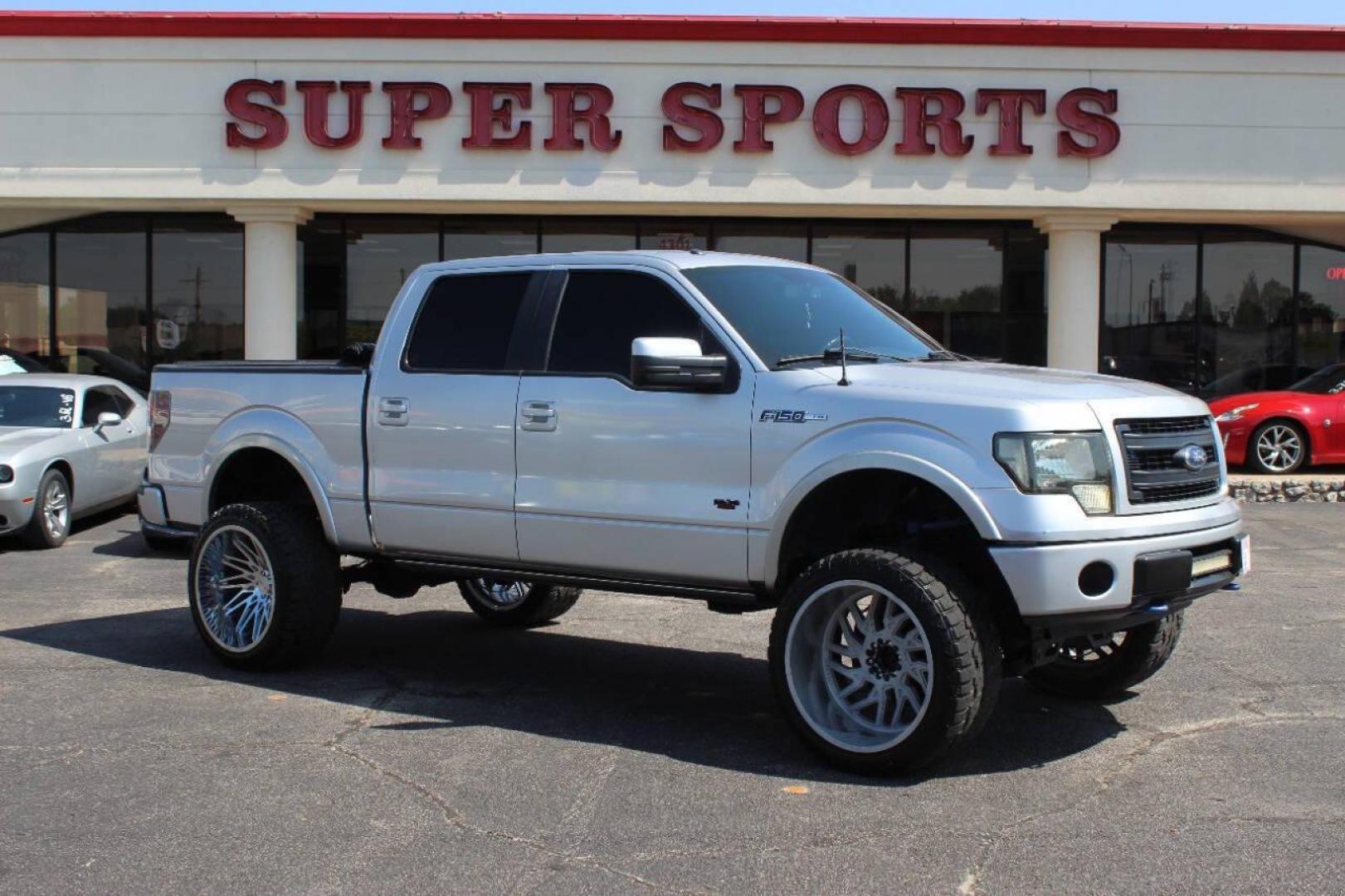 2013 Silver Ford F-150 XLT SuperCrew 6.5-ft. Bed 4WD (1FTFW1EF1DF) with an 5.0L V8 engine, 6-Speed Automatic transmission, located at 4301 NW 39th , Oklahoma City, OK, 73112, (405) 949-5600, 35.512135, -97.598671 - NO DRIVERS LICENCE -NO FULL COVERAGE INSURANCE - NO CREDIT CHECK. COME ON OVER TO SUPERSPORTS, TAKE A LOOK AND TEST DRIVE. PLEASE GIVE US A CALL AT (405) 949-5600. NO LICENCIA DE CONDUCIR - NO SEGURO DE COBERTURA TOTAL - NO VERIFICACION DE CREDITO. VISITENOS EN SUPERSPORTS, MIRE - Photo#2