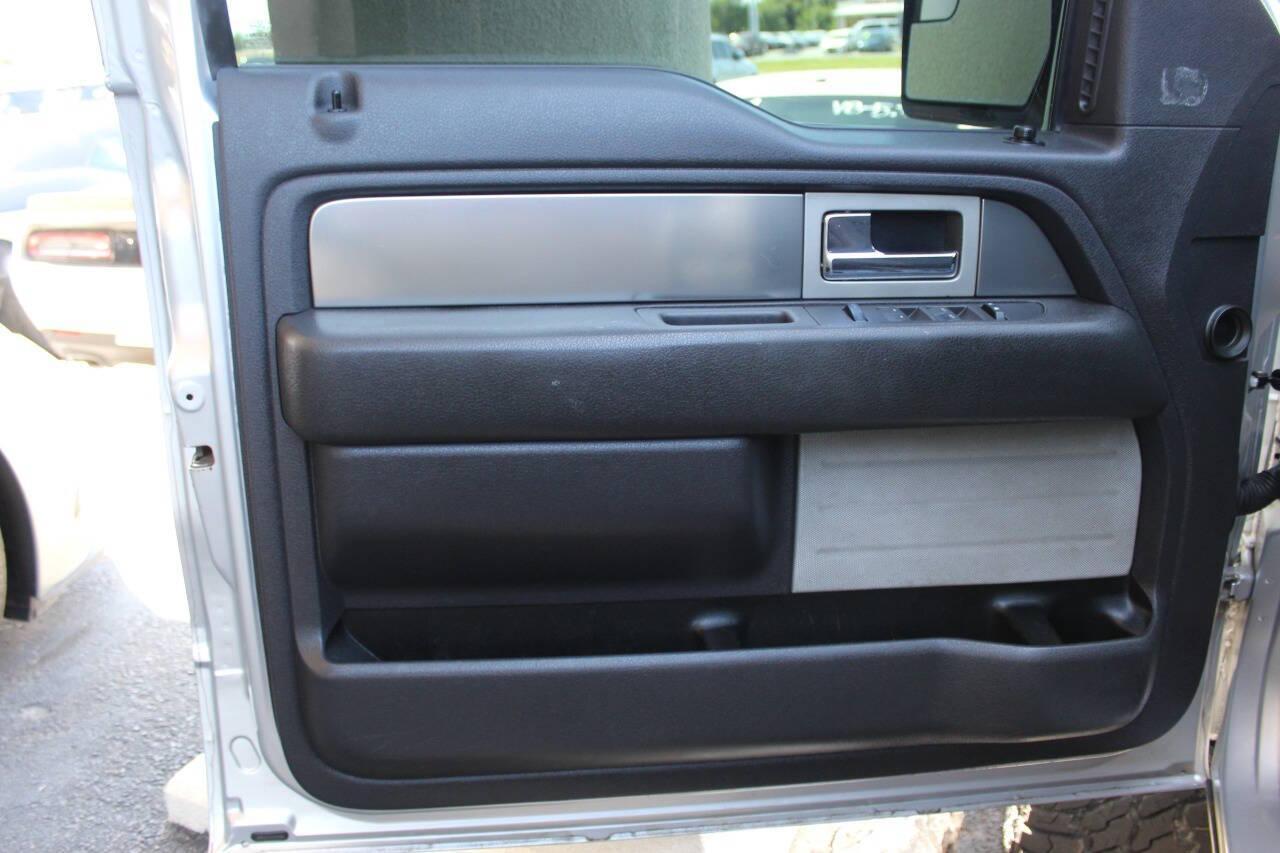 2013 Silver Ford F-150 XLT SuperCrew 6.5-ft. Bed 4WD (1FTFW1EF1DF) with an 5.0L V8 engine, 6-Speed Automatic transmission, located at 4301 NW 39th , Oklahoma City, OK, 73112, (405) 949-5600, 35.512135, -97.598671 - NO DRIVERS LICENCE -NO FULL COVERAGE INSURANCE - NO CREDIT CHECK. COME ON OVER TO SUPERSPORTS, TAKE A LOOK AND TEST DRIVE. PLEASE GIVE US A CALL AT (405) 949-5600. NO LICENCIA DE CONDUCIR - NO SEGURO DE COBERTURA TOTAL - NO VERIFICACION DE CREDITO. VISITENOS EN SUPERSPORTS, MIRE - Photo#15