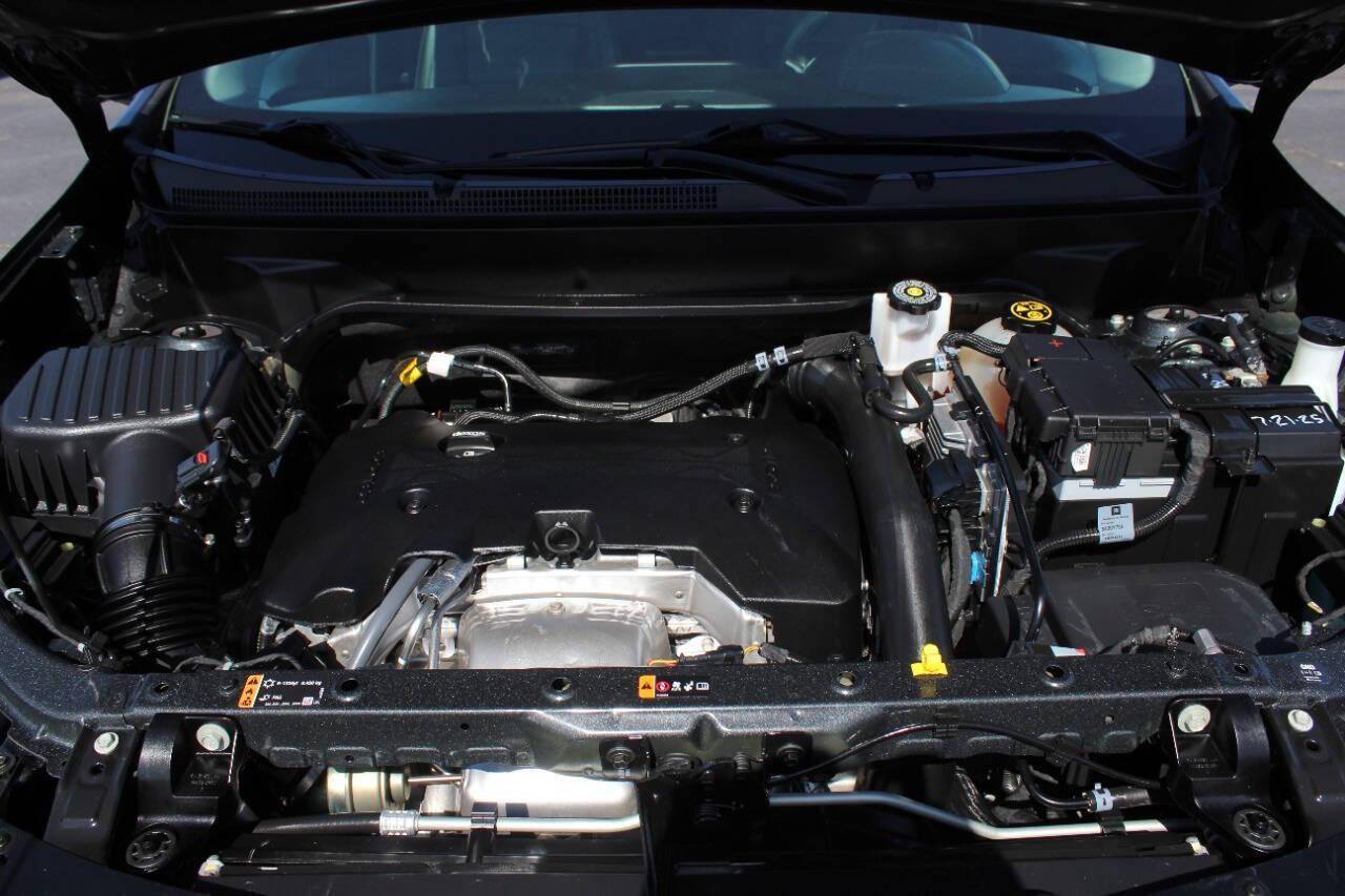 2020 Charcoal Chevrolet Equinox Premier 2.0 2WD (2GNAXPEX0L6) with an 2.0L L4 DOHC 16V engine, 9A transmission, located at 4301 NW 39th , Oklahoma City, OK, 73112, (405) 949-5600, 35.512135, -97.598671 - NO DRIVERS LICENCE -NO FULL COVERAGE INSURANCE - NO CREDIT CHECK. COME ON OVER TO SUPERSPORTS, TAKE A LOOK AND TEST DRIVE. PLEASE GIVE US A CALL AT (405) 949-5600. NO LICENCIA DE CONDUCIR - NO SEGURO DE COBERTURA TOTAL - NO VERIFICACION DE CREDITO. VISITENOS EN SUPERSPORTS, MIRE - Photo#7