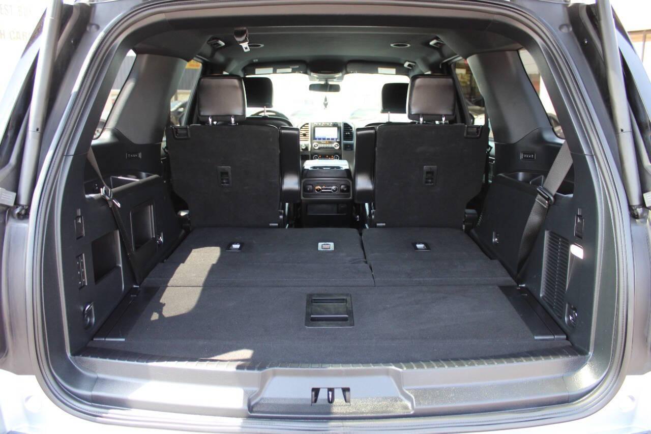 2021 Silver Ford Expedition XLT 4WD (1FMJU1JT2ME) with an 3.5L V6 Twin Turbocharger 3.5L V6 engine, Automatic 10-Speed transmission, located at 4301 NW 39th , Oklahoma City, OK, 73112, (405) 949-5600, 35.512135, -97.598671 - NO DRIVERS LICENCE -NO FULL COVERAGE INSURANCE - NO CREDIT CHECK. COME ON OVER TO SUPERSPORTS, TAKE A LOOK AND TEST DRIVE. PLEASE GIVE US A CALL AT (405) 949-5600. NO LICENCIA DE CONDUCIR - NO SEGURO DE COBERTURA TOTAL - NO VERIFICACION DE CREDITO. VISITENOS EN SUPERSPORTS, MIRE - Photo#19