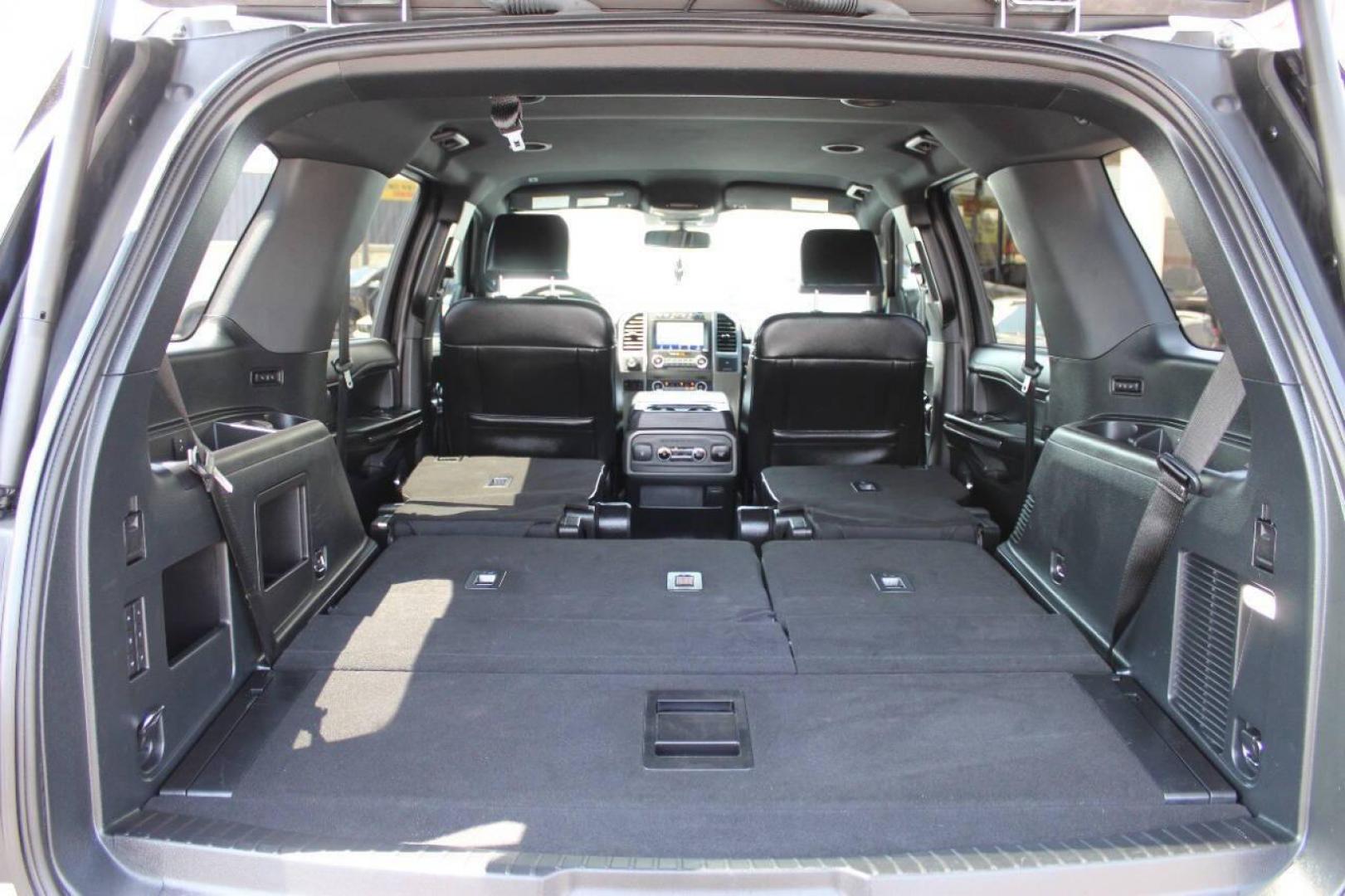 2021 Silver Ford Expedition XLT 4WD (1FMJU1JT2ME) with an 3.5L V6 DOHC 24V FFV engine, 6A transmission, located at 4301 NW 39th , Oklahoma City, OK, 73112, (405) 949-5600, 35.512135, -97.598671 - NO DRIVERS LICENCE -NO FULL COVERAGE INSURANCE - NO CREDIT CHECK. COME ON OVER TO SUPERSPORTS, TAKE A LOOK AND TEST DRIVE. PLEASE GIVE US A CALL AT (405) 949-5600. NO LICENCIA DE CONDUCIR - NO SEGURO DE COBERTURA TOTAL - NO VERIFICACION DE CREDITO. VISITENOS EN SUPERSPORTS, MIRE - Photo#21