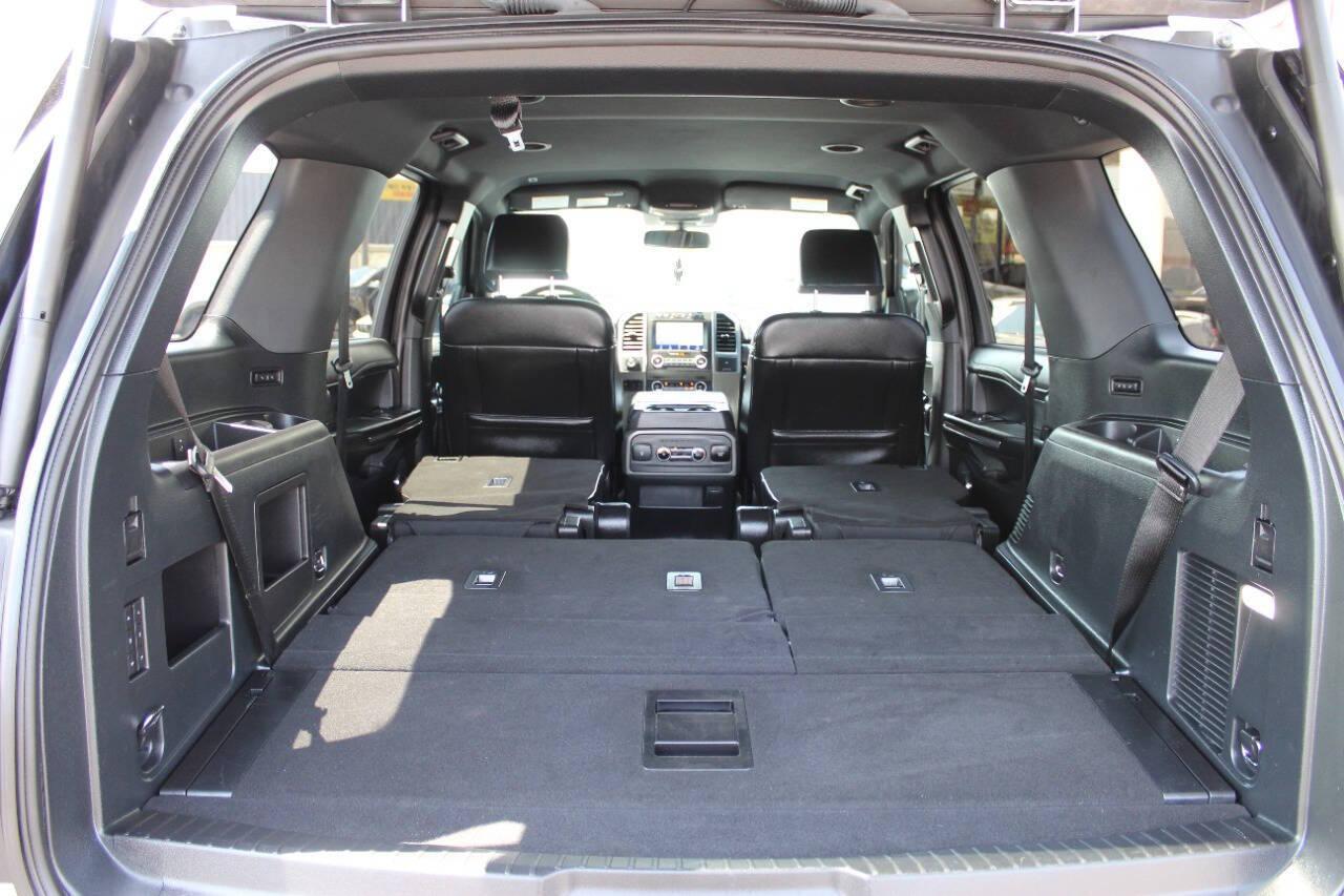 2021 Silver Ford Expedition XLT 4WD (1FMJU1JT2ME) with an 3.5L V6 Twin Turbocharger 3.5L V6 engine, Automatic 10-Speed transmission, located at 4301 NW 39th , Oklahoma City, OK, 73112, (405) 949-5600, 35.512135, -97.598671 - NO DRIVERS LICENCE -NO FULL COVERAGE INSURANCE - NO CREDIT CHECK. COME ON OVER TO SUPERSPORTS, TAKE A LOOK AND TEST DRIVE. PLEASE GIVE US A CALL AT (405) 949-5600. NO LICENCIA DE CONDUCIR - NO SEGURO DE COBERTURA TOTAL - NO VERIFICACION DE CREDITO. VISITENOS EN SUPERSPORTS, MIRE - Photo#20