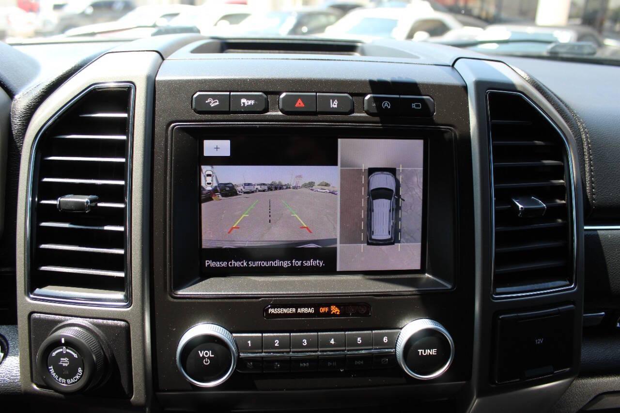 2021 Silver Ford Expedition XLT 4WD (1FMJU1JT2ME) with an 3.5L V6 Twin Turbocharger 3.5L V6 engine, Automatic 10-Speed transmission, located at 4301 NW 39th , Oklahoma City, OK, 73112, (405) 949-5600, 35.512135, -97.598671 - NO DRIVERS LICENCE -NO FULL COVERAGE INSURANCE - NO CREDIT CHECK. COME ON OVER TO SUPERSPORTS, TAKE A LOOK AND TEST DRIVE. PLEASE GIVE US A CALL AT (405) 949-5600. NO LICENCIA DE CONDUCIR - NO SEGURO DE COBERTURA TOTAL - NO VERIFICACION DE CREDITO. VISITENOS EN SUPERSPORTS, MIRE - Photo#22