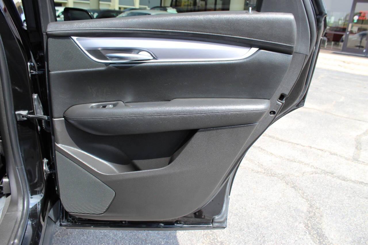 2017 Black Cadillac XT5 Luxury (1GYKNBRS3HZ) with an 3.6L V6 DOHC 24V engine, 8A transmission, located at 4301 NW 39th , Oklahoma City, OK, 73112, (405) 949-5600, 35.512135, -97.598671 - NO DRIVERS LICENCE NO-FULL COVERAGE INSURANCE-NO CREDIT CHECK. COME ON OVER TO SUPERSPORTS AND TAKE A LOOK AND TEST DRIVE. PLEASE GIVE US A CALL AT (405) 949-5600. NO LICENSIA DE MANEJAR- NO SEGURO DE COBERTURA TOTAL- NO VERIFICACCION DE CREDITO. POR FAVOR VENGAN A SUPERSPORTS, ECHE UN - Photo#11