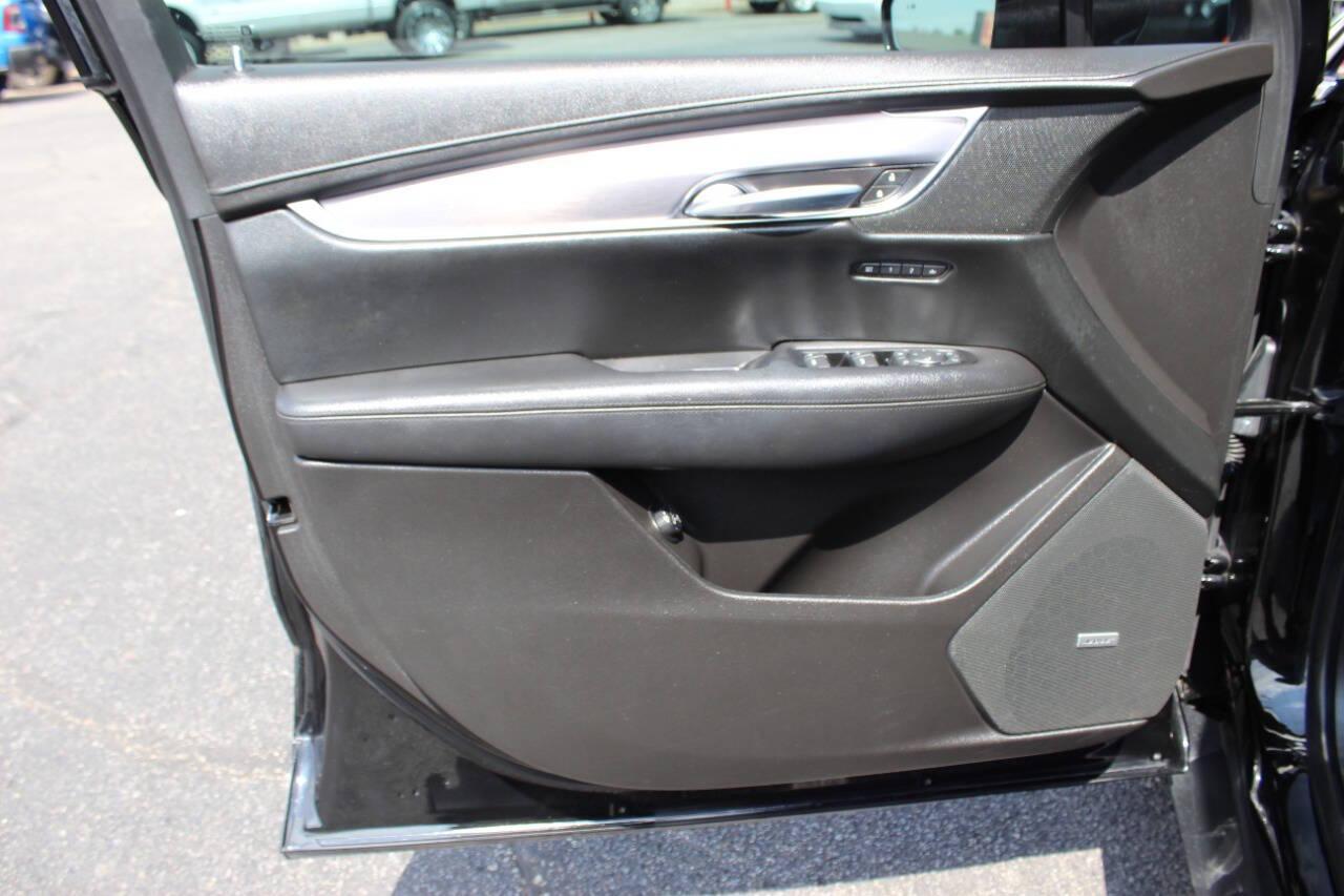 2017 Black Cadillac XT5 Luxury (1GYKNBRS3HZ) with an 3.6L V6 DOHC 24V engine, 8A transmission, located at 4301 NW 39th , Oklahoma City, OK, 73112, (405) 949-5600, 35.512135, -97.598671 - NO DRIVERS LICENCE NO-FULL COVERAGE INSURANCE-NO CREDIT CHECK. COME ON OVER TO SUPERSPORTS AND TAKE A LOOK AND TEST DRIVE. PLEASE GIVE US A CALL AT (405) 949-5600. NO LICENSIA DE MANEJAR- NO SEGURO DE COBERTURA TOTAL- NO VERIFICACCION DE CREDITO. POR FAVOR VENGAN A SUPERSPORTS, ECHE UN - Photo#16